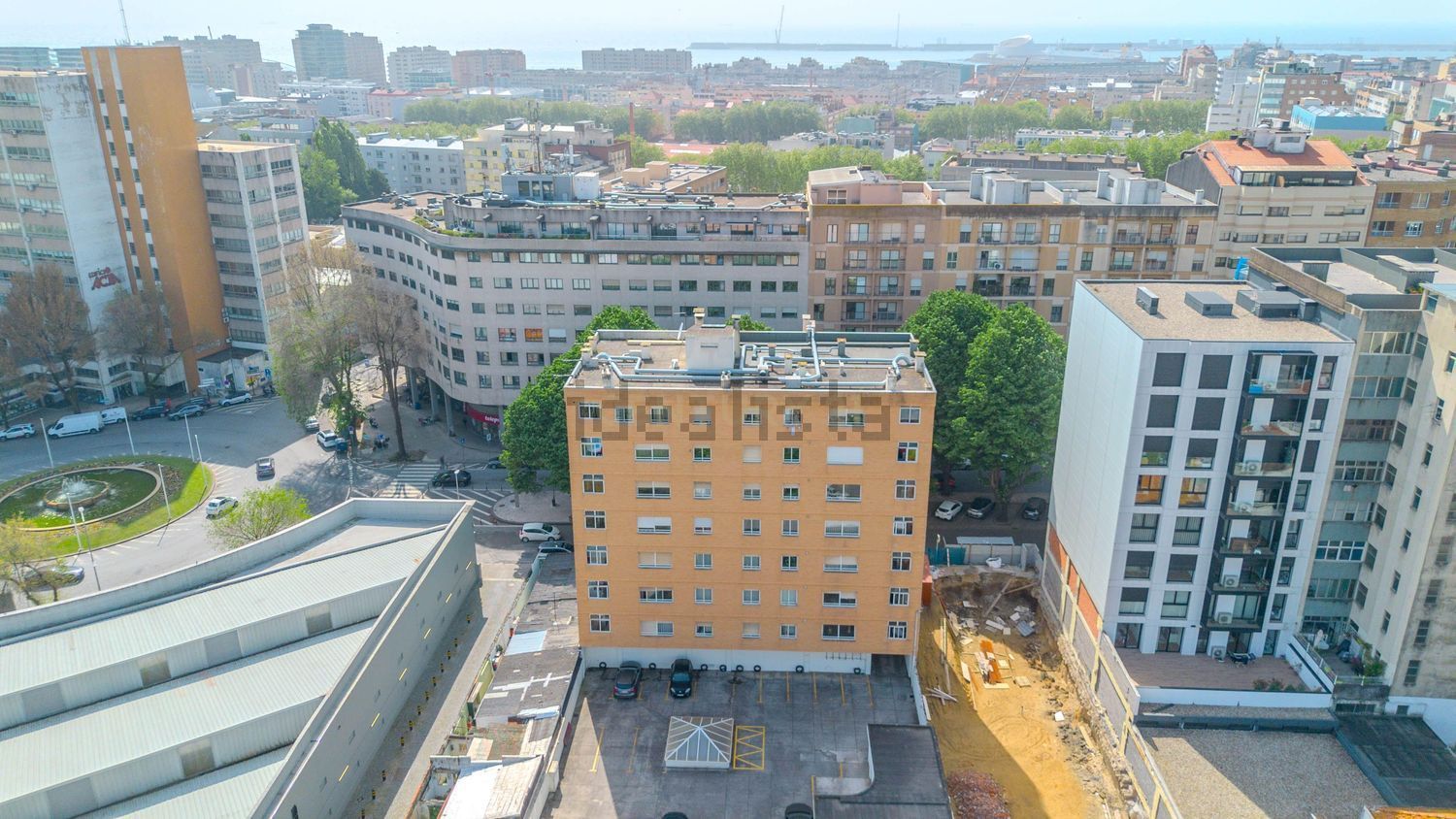 公寓 t3出售在Avenida Dom Afonso Henriques, 1105 - 照片