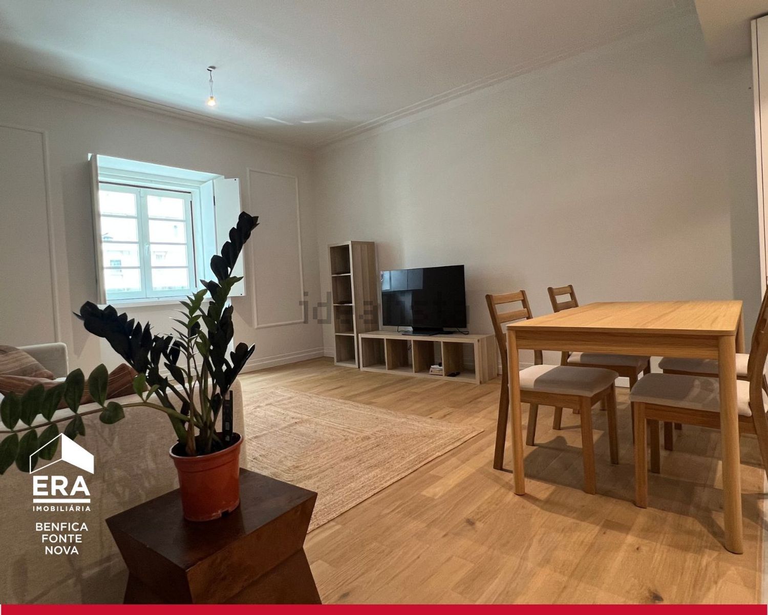 出租公寓 t2在Avenida António Augusto de Aguiar - 客厅