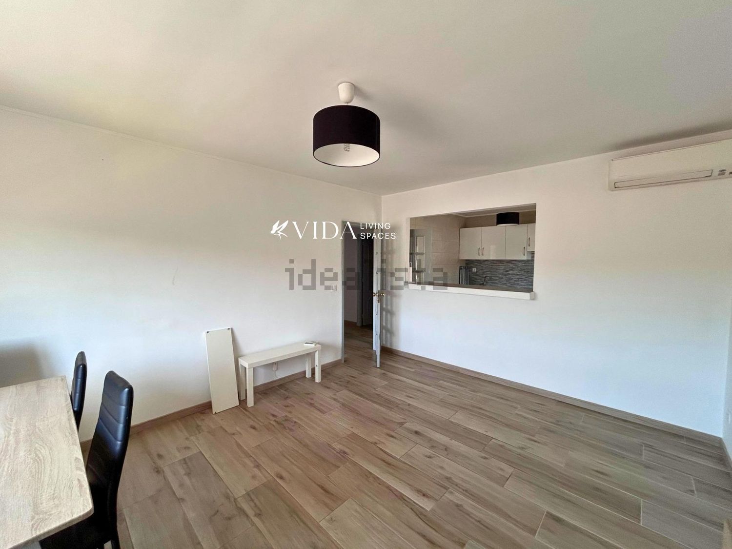 出租公寓 t2在Avenida 5 de Outubro, 381 - 客厅