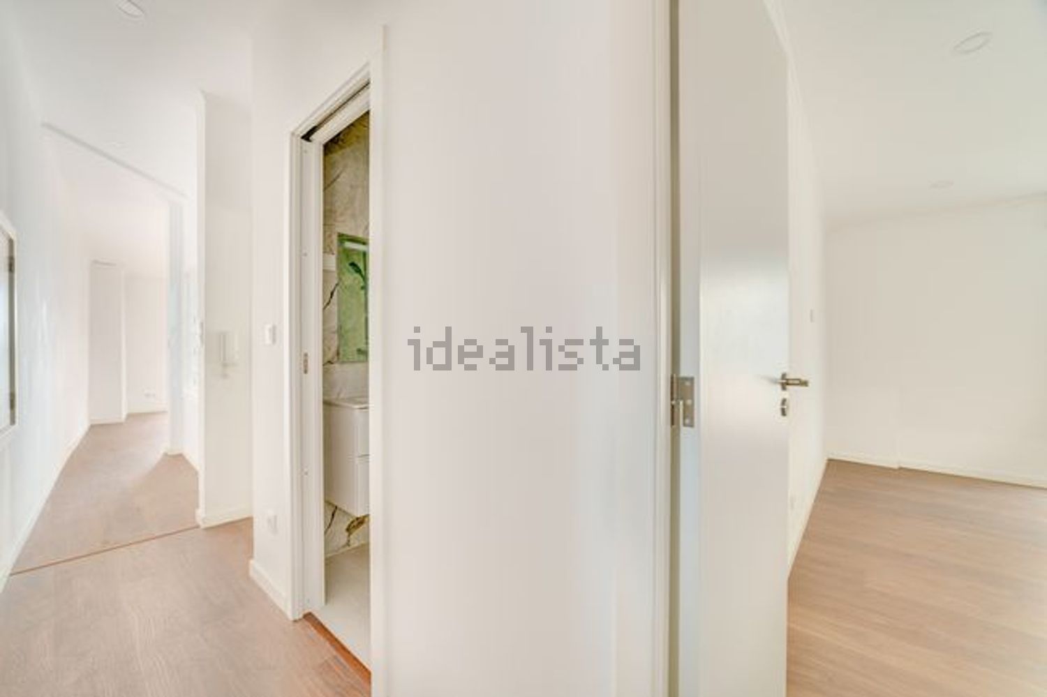 公寓 t2出售在Rua do Almada, 2 - 过道