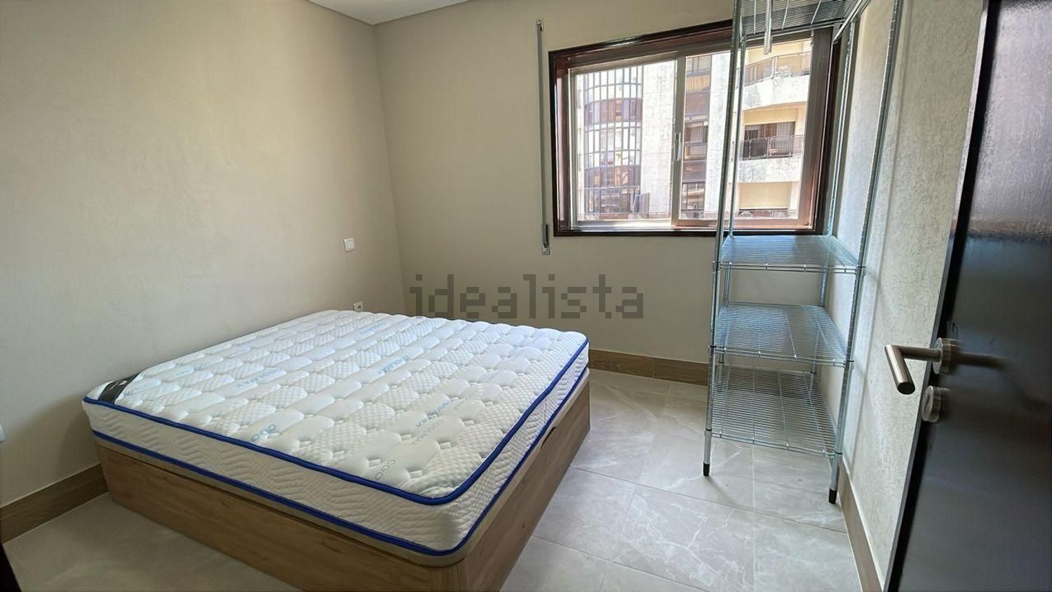 出租房间在Rua Coronel Engenheiro José Luciano da Silva Cravo, 3720 -257 - 卧室
