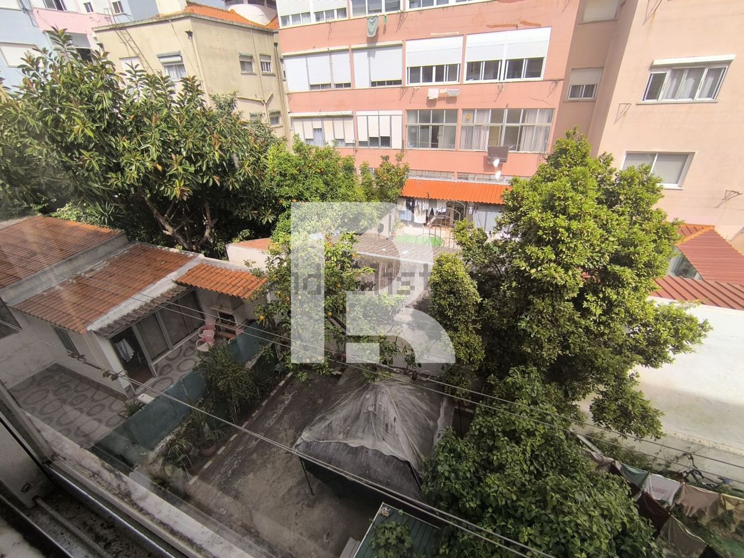 公寓 t2出售在 Centro - Parque Central - 游泳池