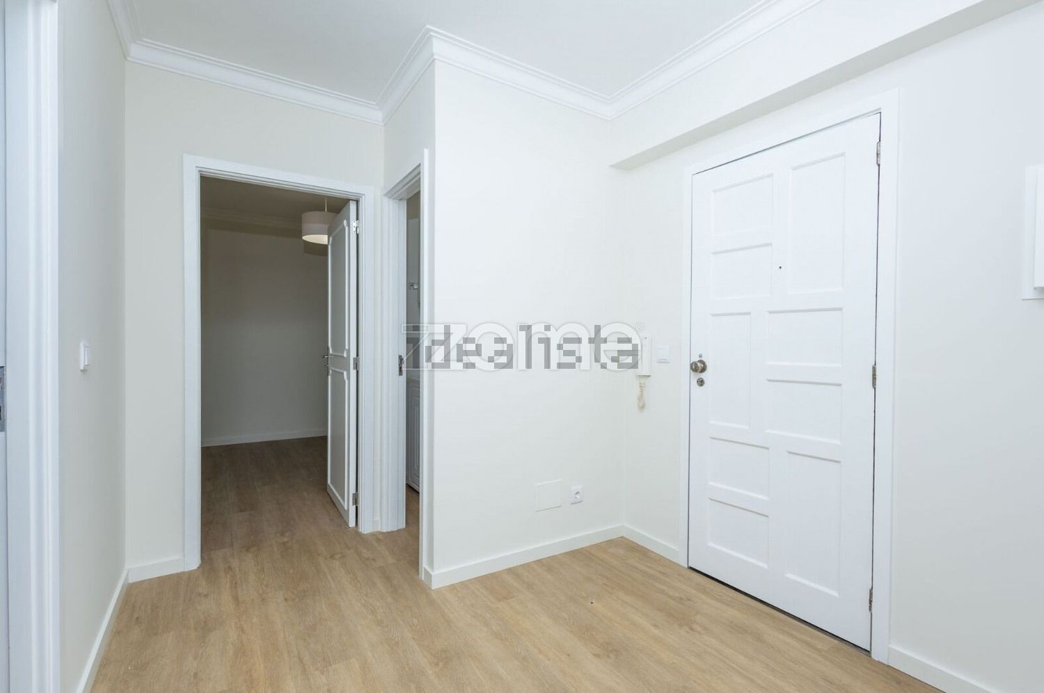 出租公寓 t2在Rua de Caires, 241 - 前厅