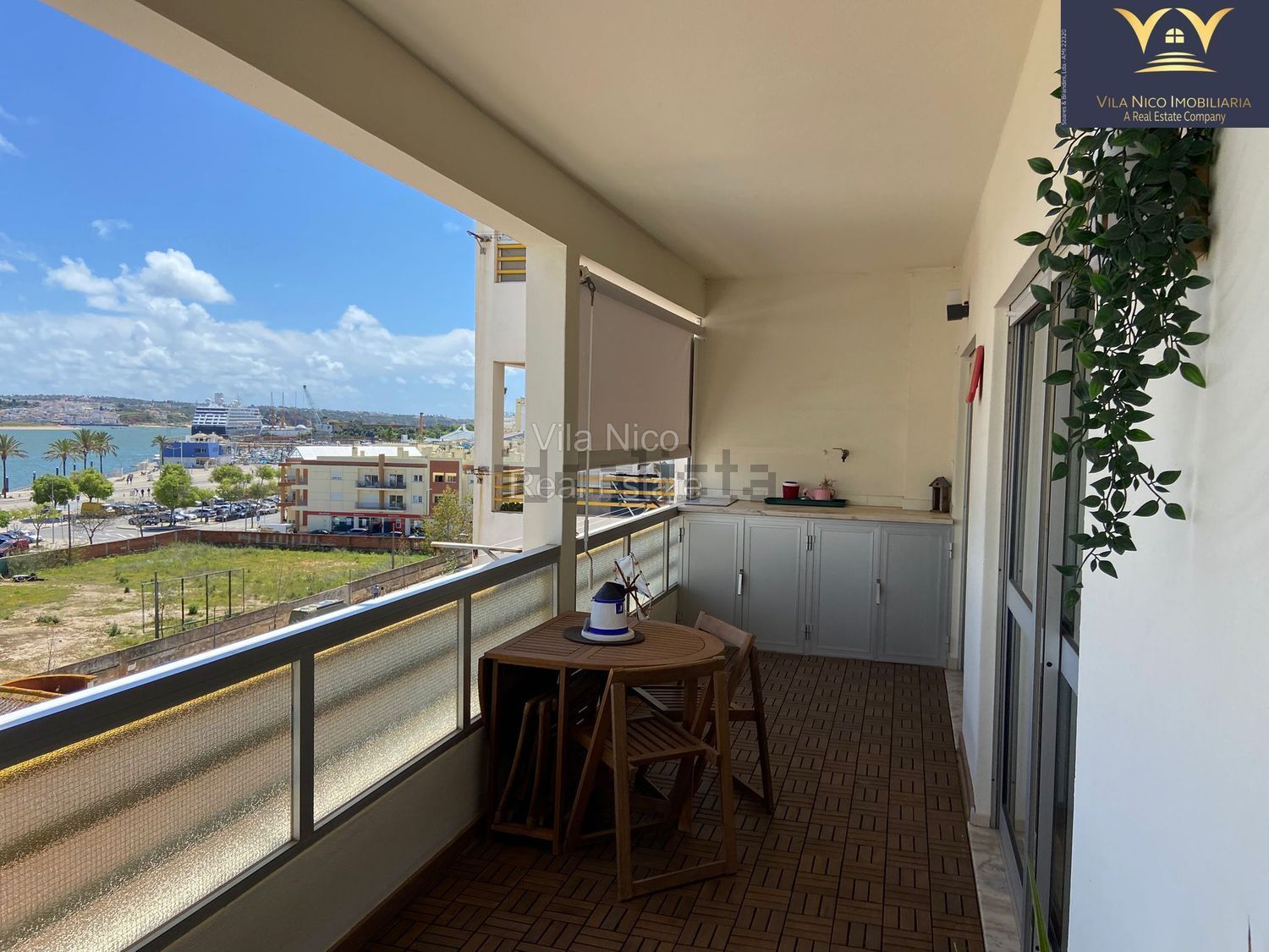 公寓 t2出售在Rua da Quinta do Bispo, 3 - 露台