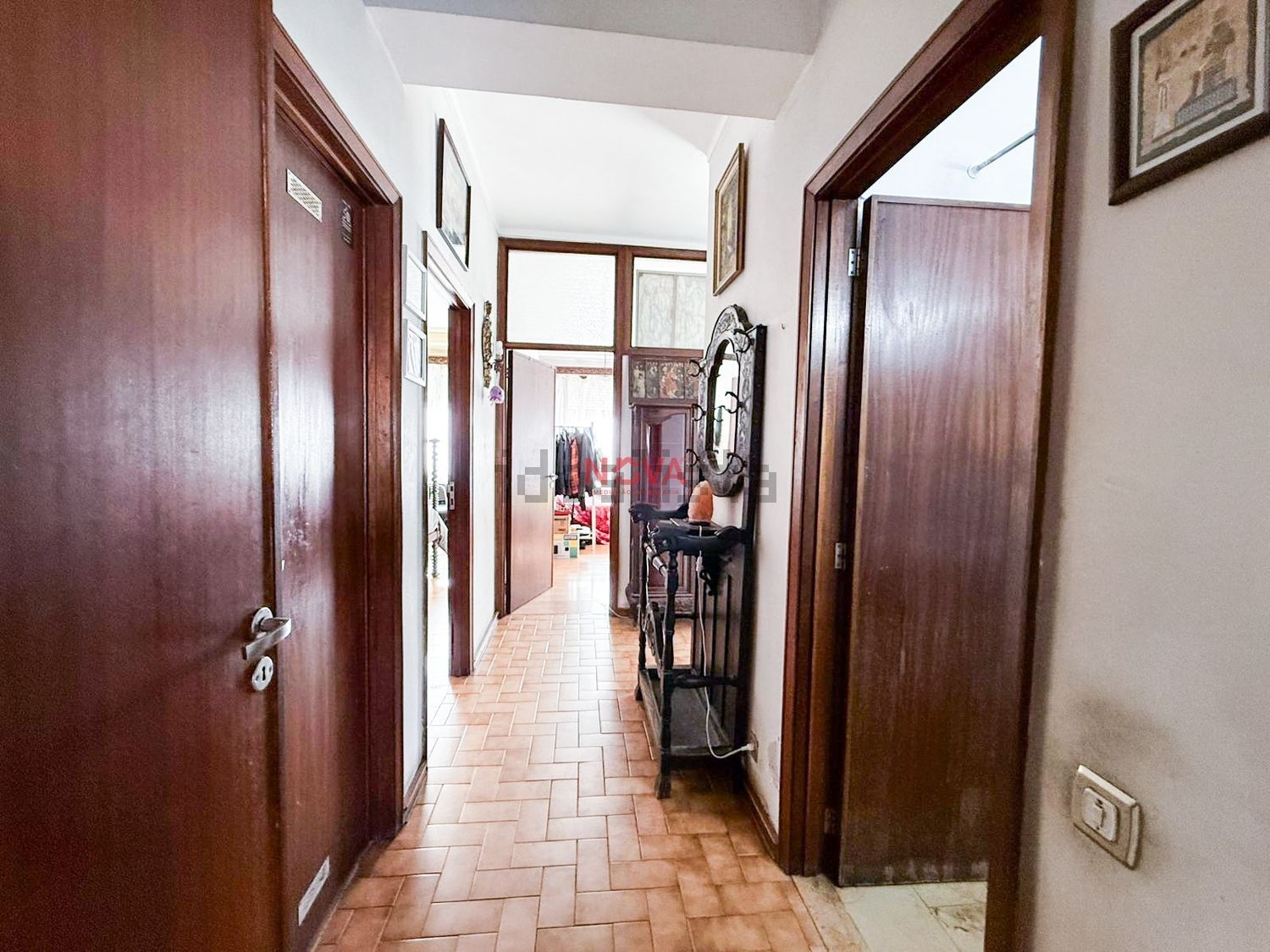 公寓 t4出售在Rua de Camões, 742 - 前厅