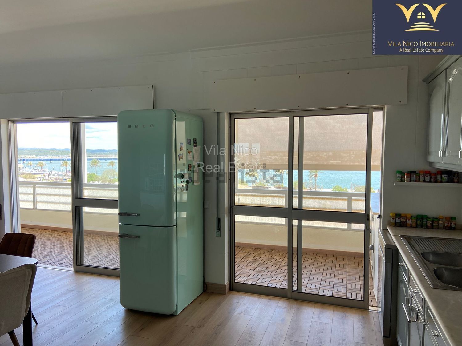 公寓 t2出售在Rua da Quinta do Bispo, 3 - 客厅