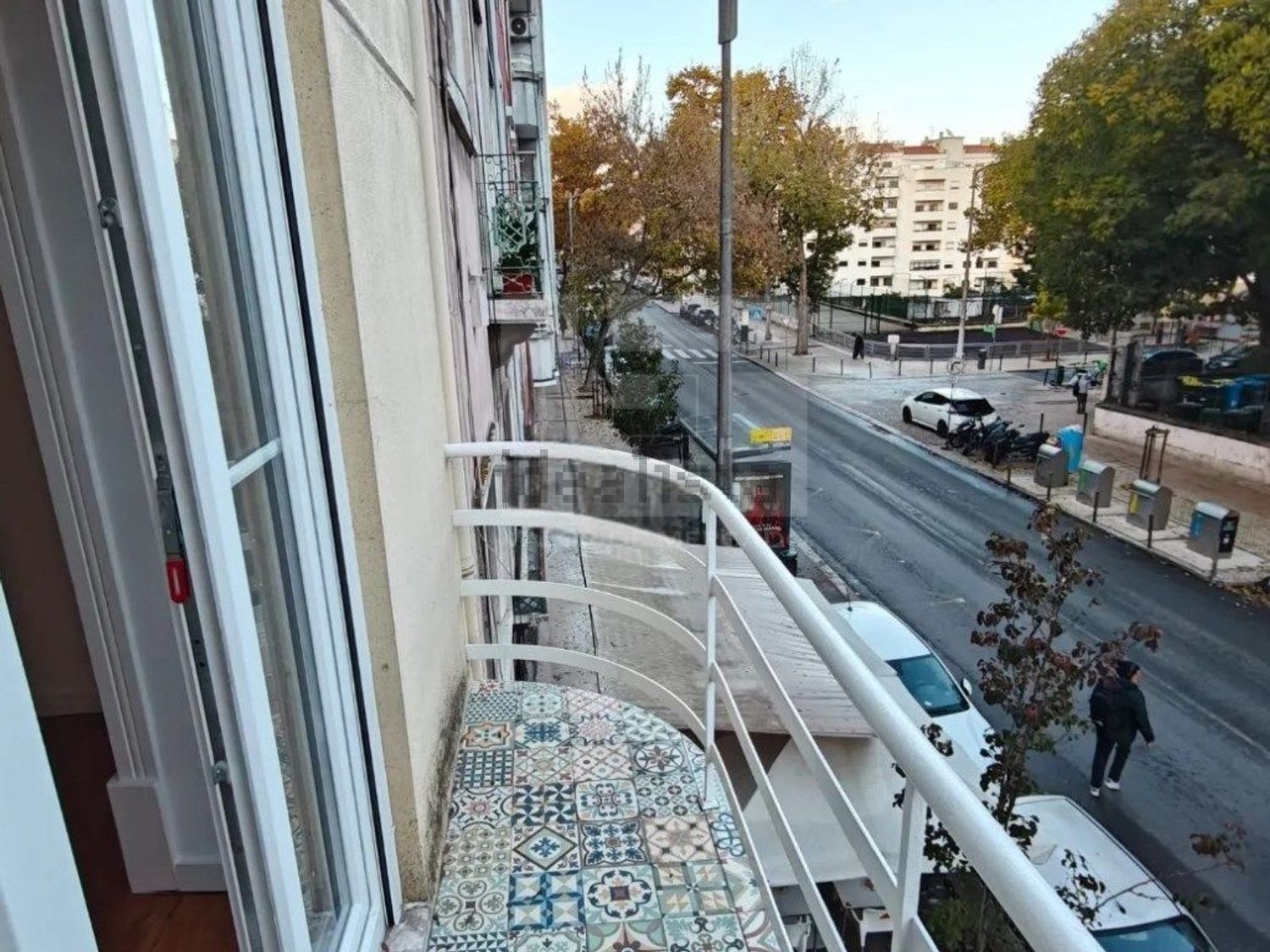 公寓 t3出售在Avenida General Roçadas, 105 - 阳台