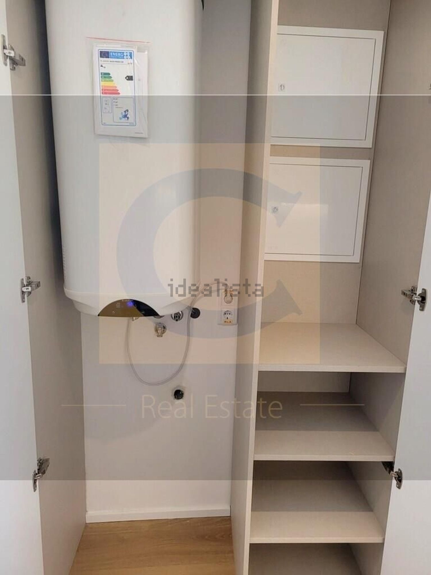 出租公寓 t1在 Hospital São João - Pólo Universitário - 试衣间