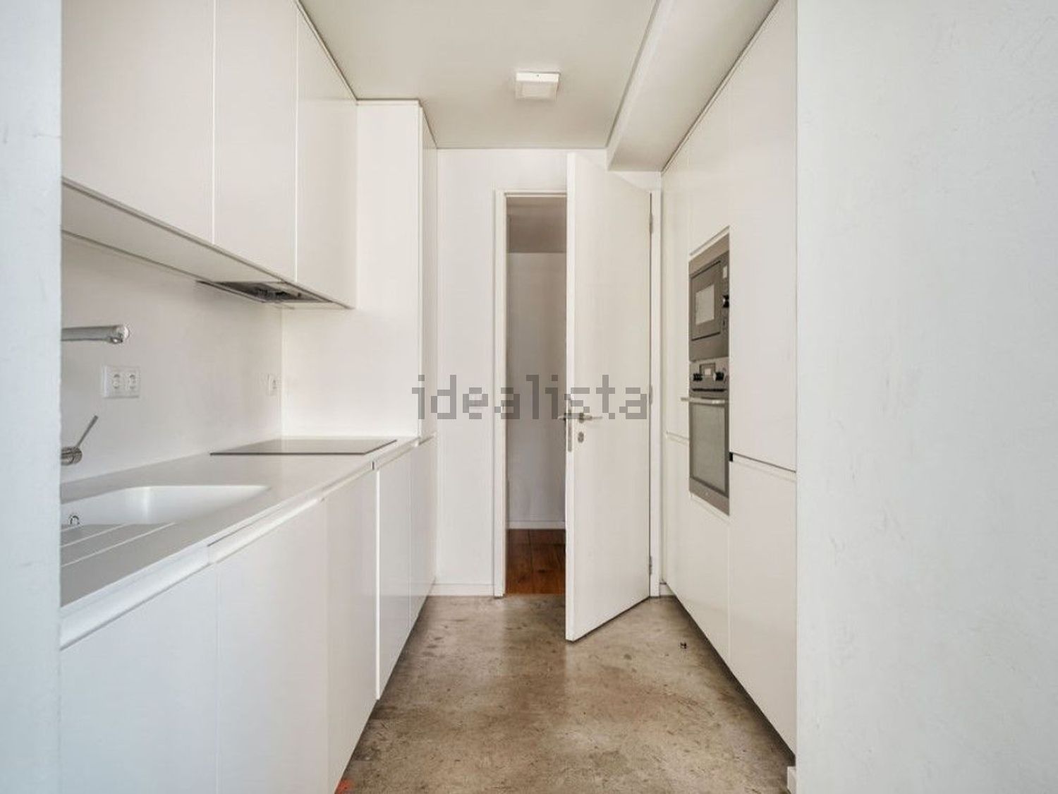 公寓 t2出售在Avenida Infante Santo, 76 b - 过道