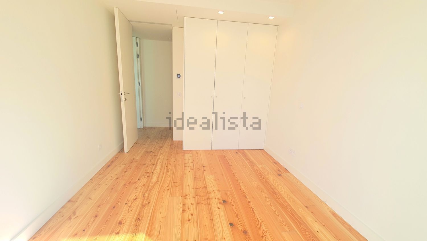 出租公寓 t2在Avenida Manuel Pinto de Azevedo - 卧室