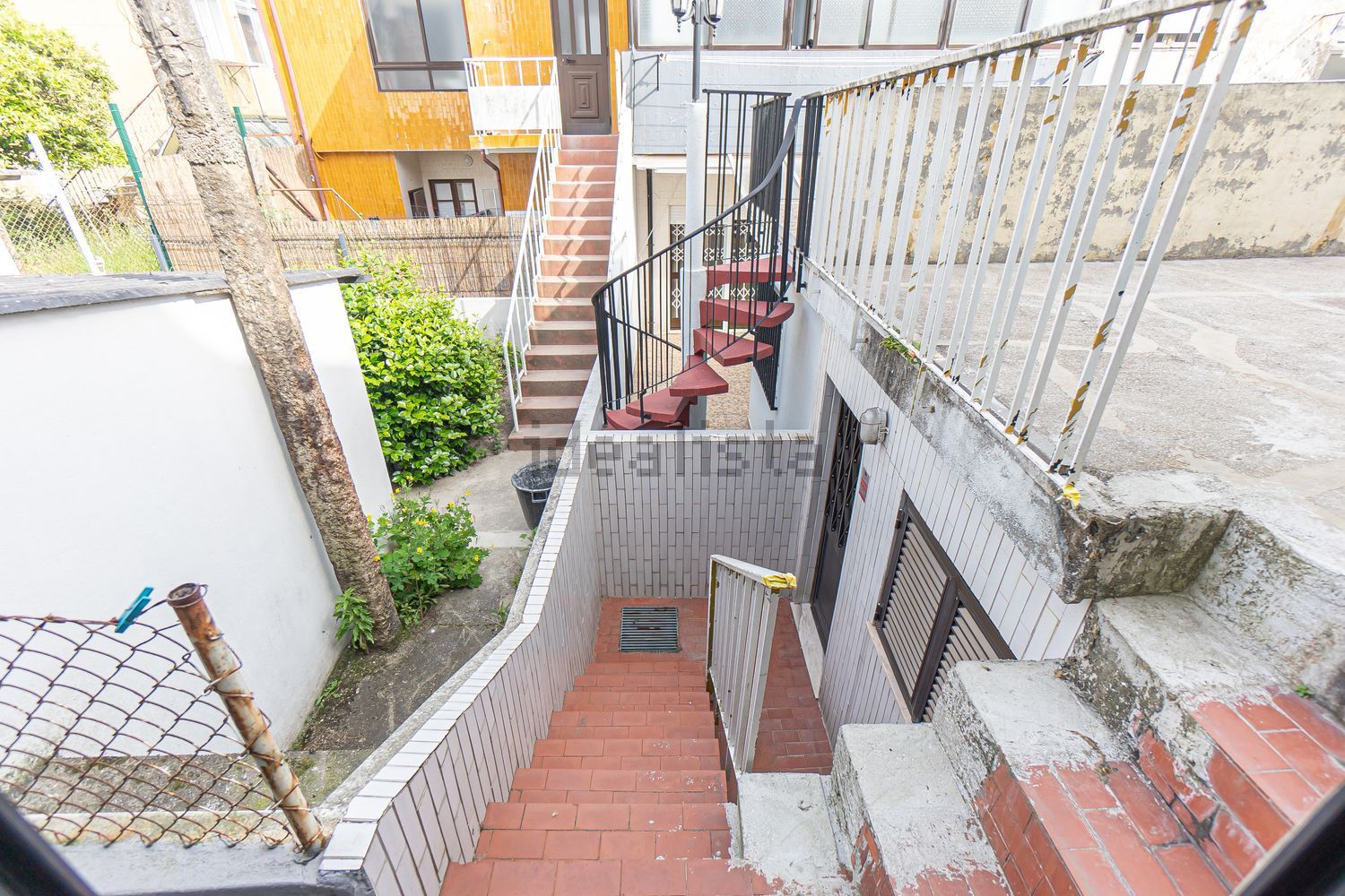 双拼别墅出售在Rua de Santo António de Contumil, 591 - 阳台
