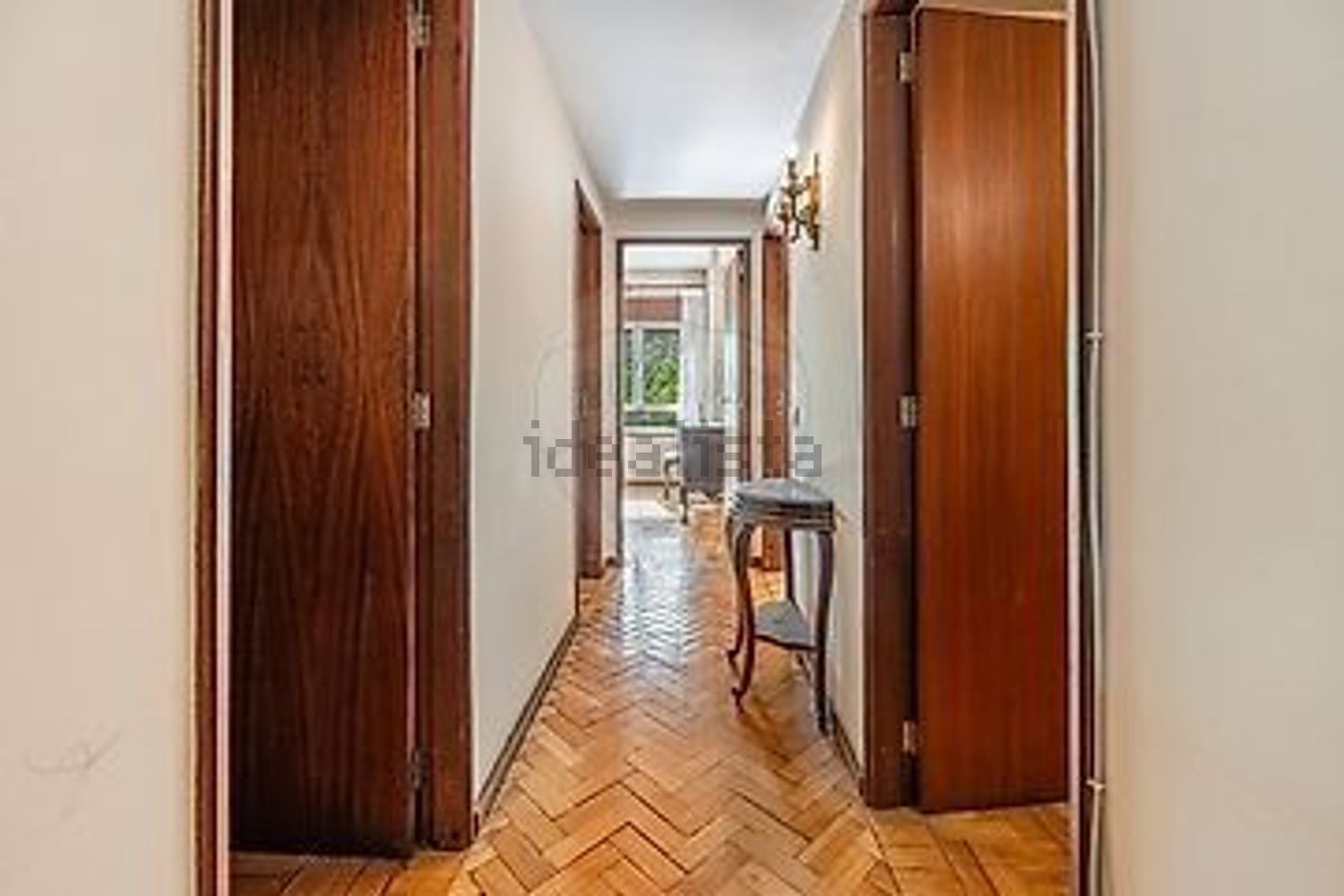 公寓 t3出售在Avenida da Liberdade, 478 - 过道