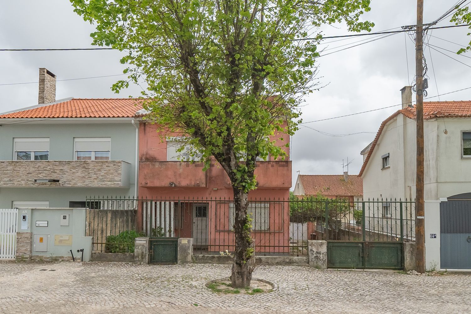 联排别墅出售在Avenida Dom Afonso Henriques, 66 - 外立面