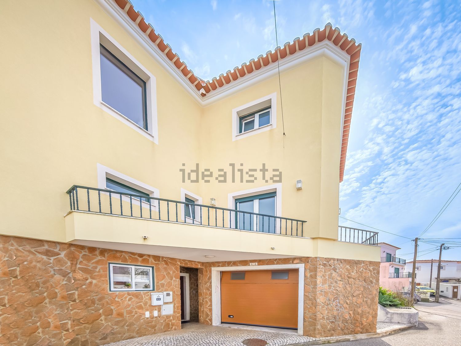 双拼别墅出售在 Ericeira Norte - 外立面