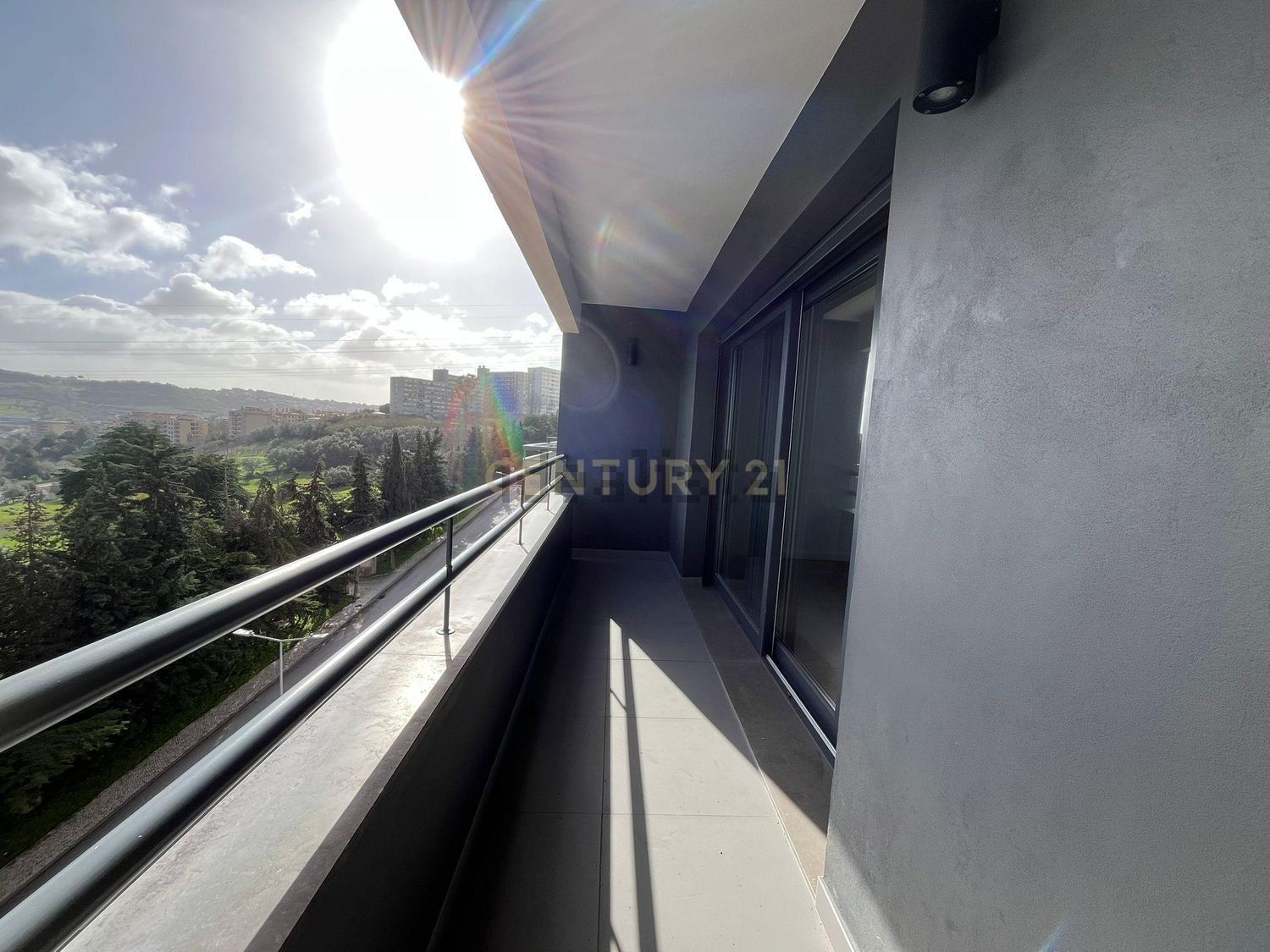 公寓 t3出售在Rua Correia da Serra, 7 - 阳台