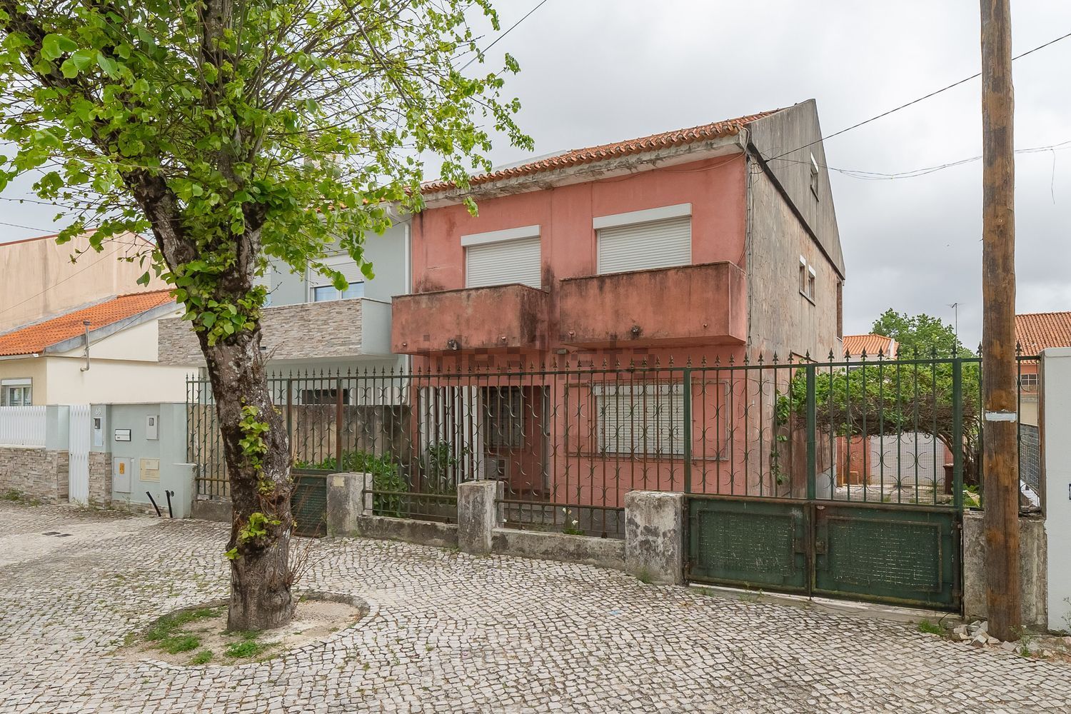 联排别墅出售在Avenida Dom Afonso Henriques, 66 - 外立面