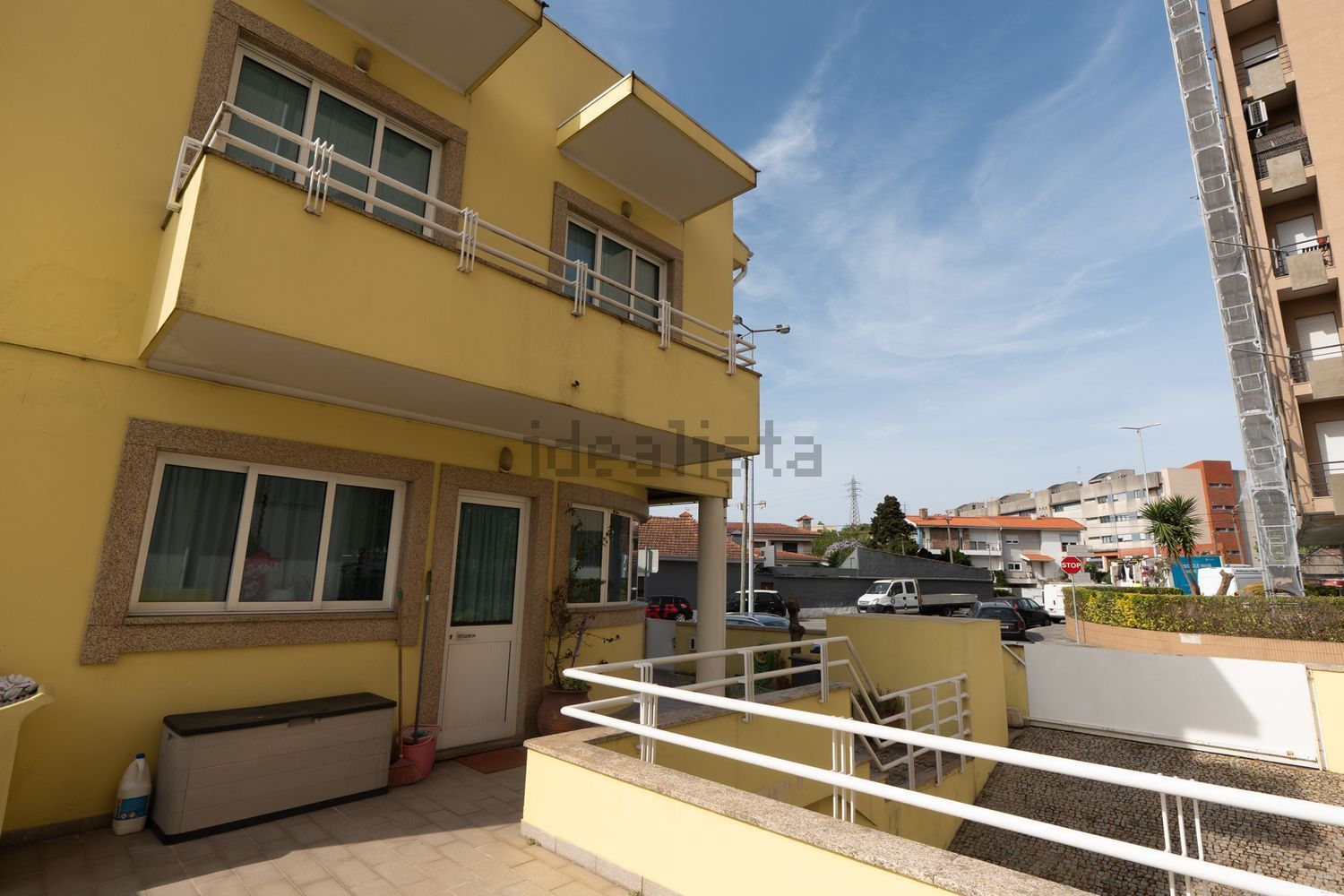 小楼房或独栋别墅出售在Praceta António Gonçalves Lage - 阳台