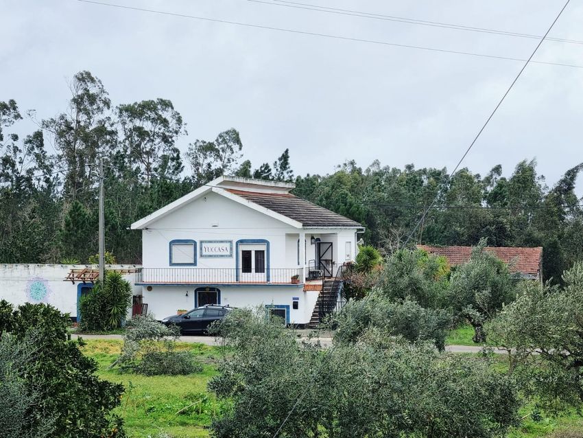 小楼房或独栋别墅出售在Rua dos Pomares, 2