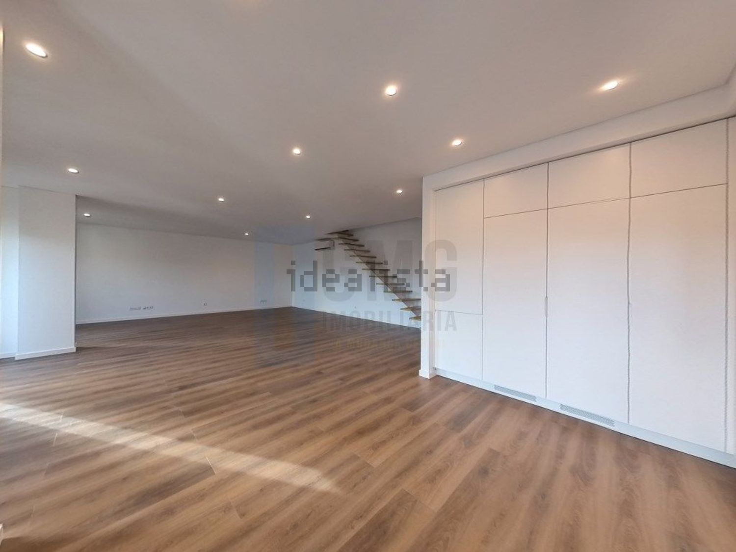 复式公寓出售在Rua Coronel João Brás de Oliveira, 11 - 客厅
