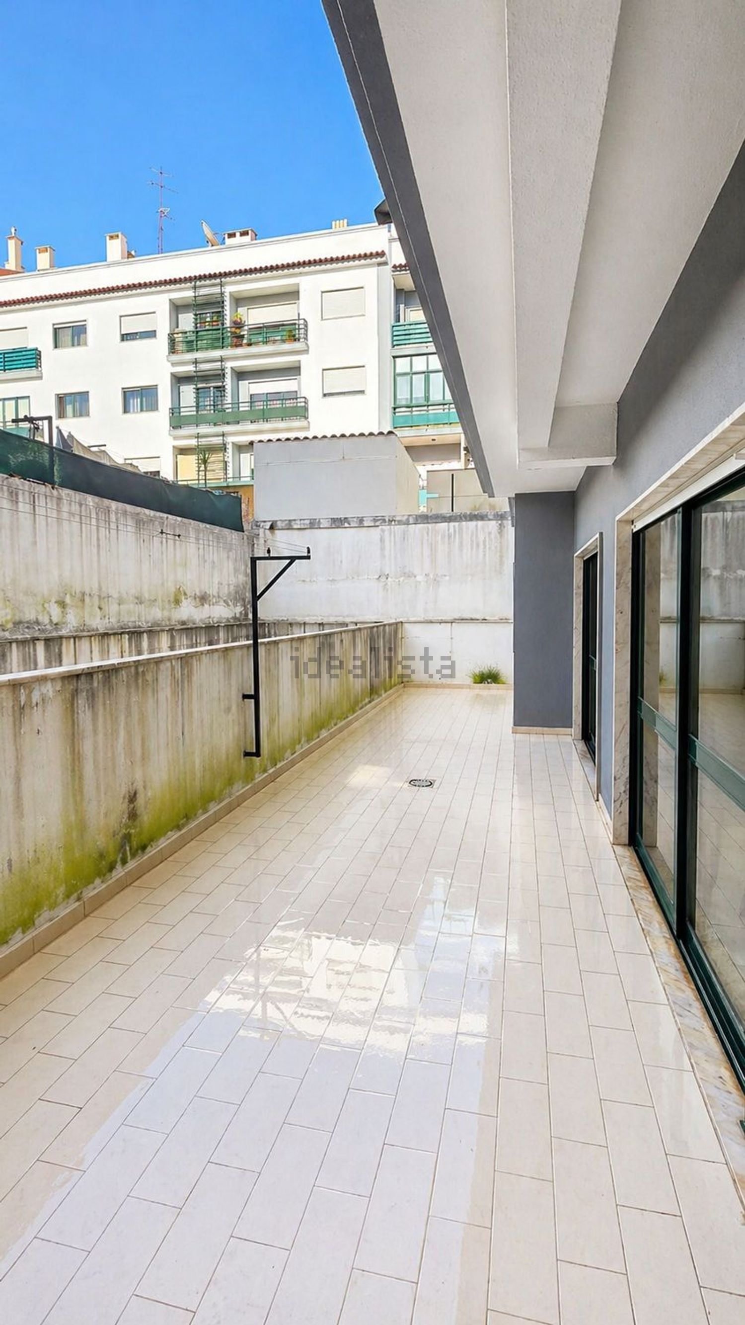 公寓 t2出售在Rua Ruy Belo, 10 - 阳台