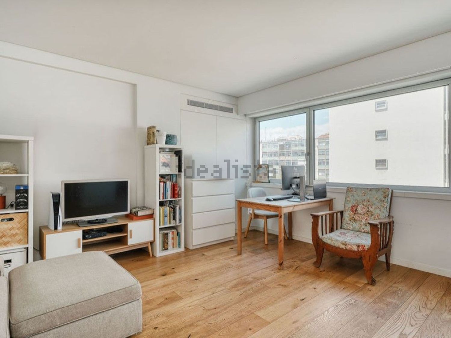 公寓 t2出售在Avenida Infante Santo, 76 b - 客厅