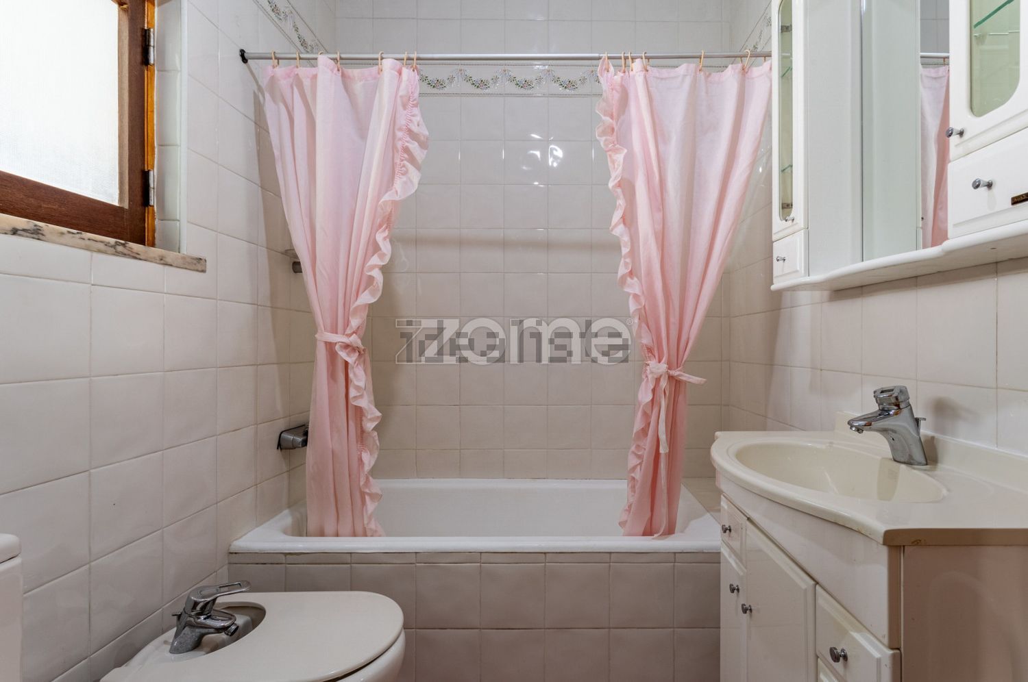 小楼房或独栋别墅出售在 Centro - 卫生间