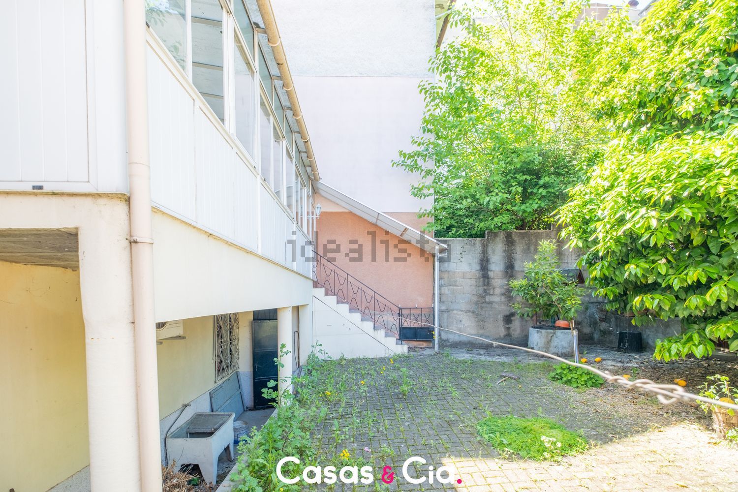 联排别墅出售在 Mirandela - 外立面