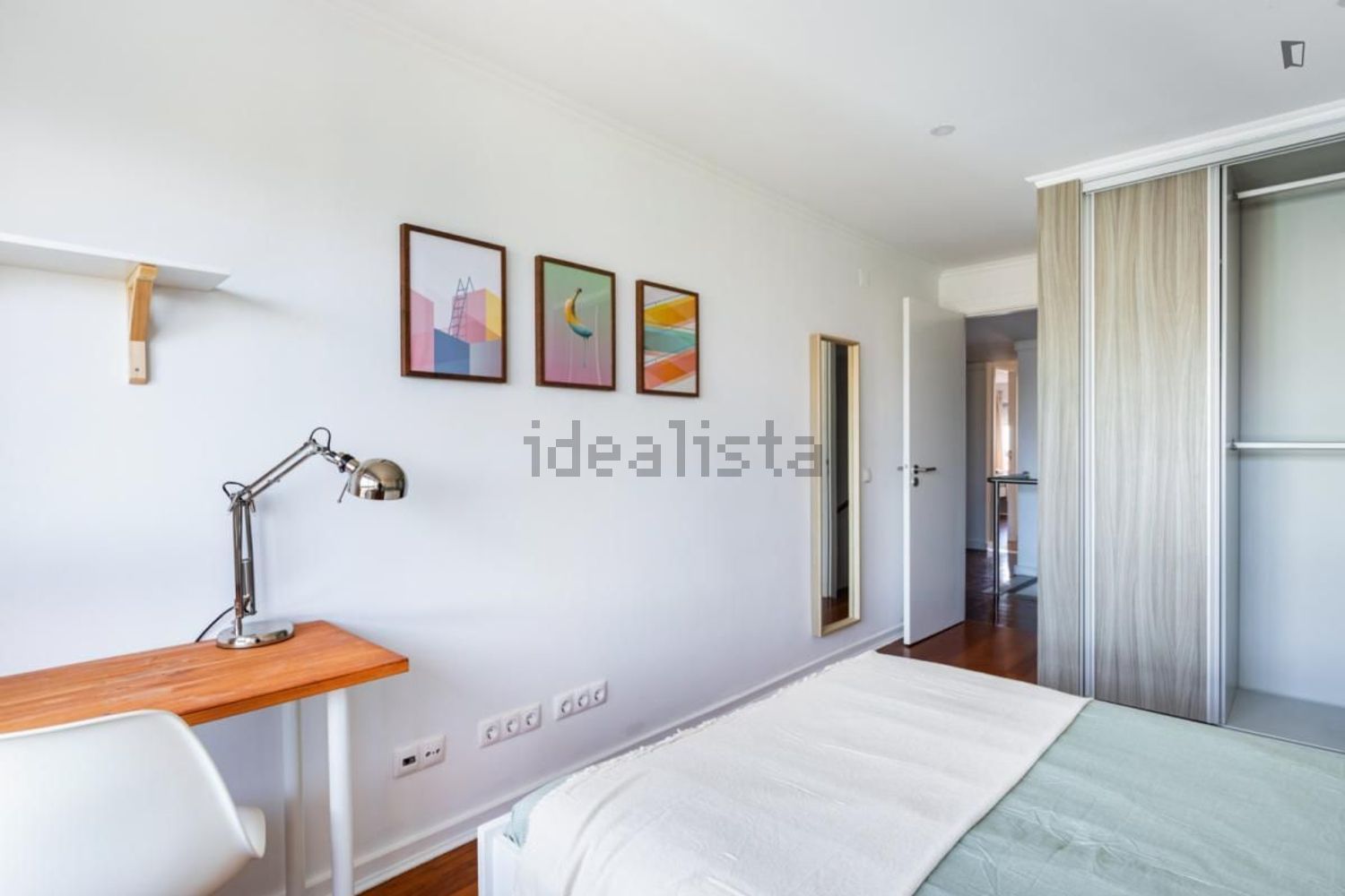 出租房间在Avenida Engenheiro Arantes e Oliveira - 卧室