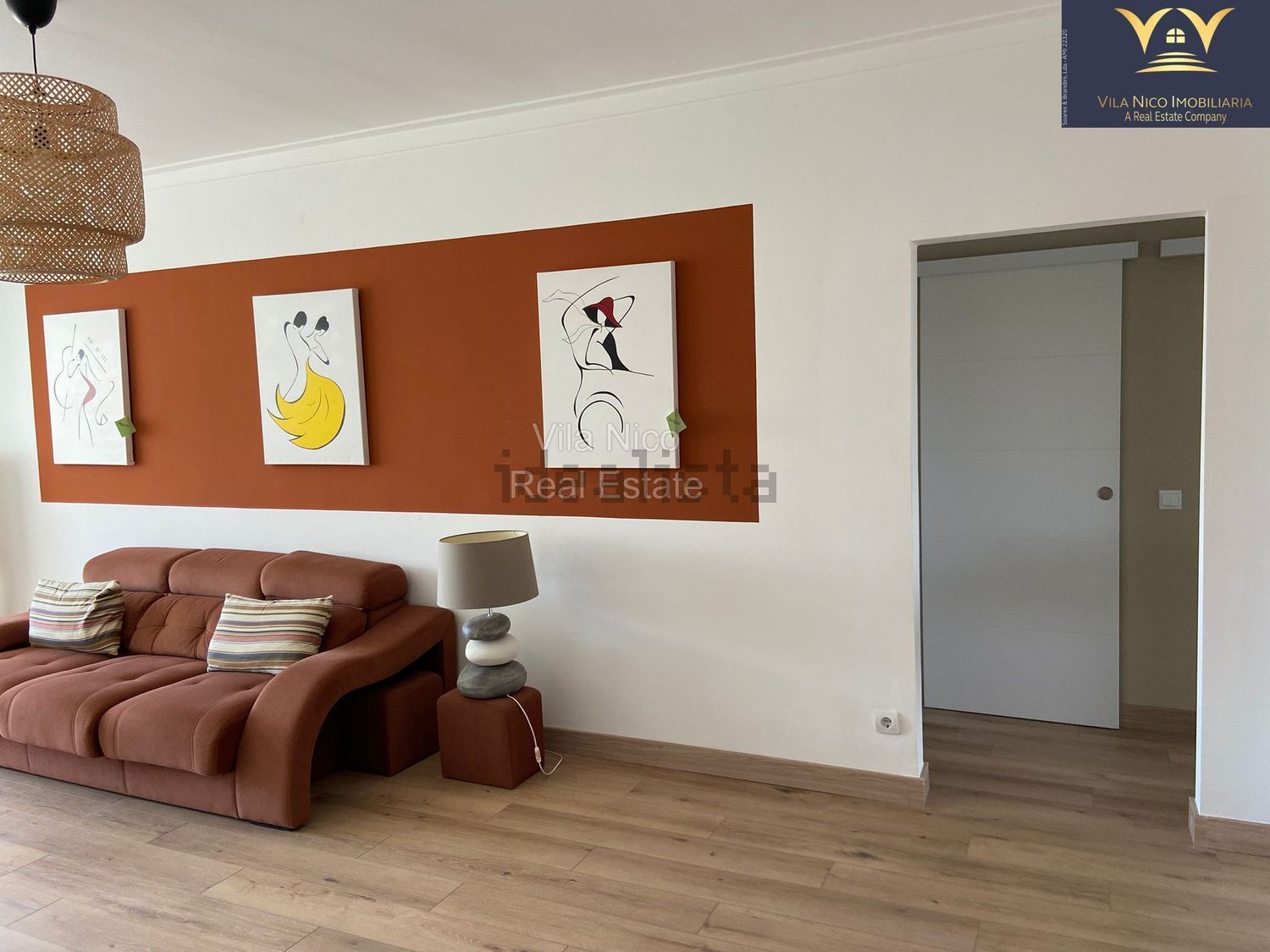 公寓 t2出售在Rua da Quinta do Bispo, 3 - 客厅
