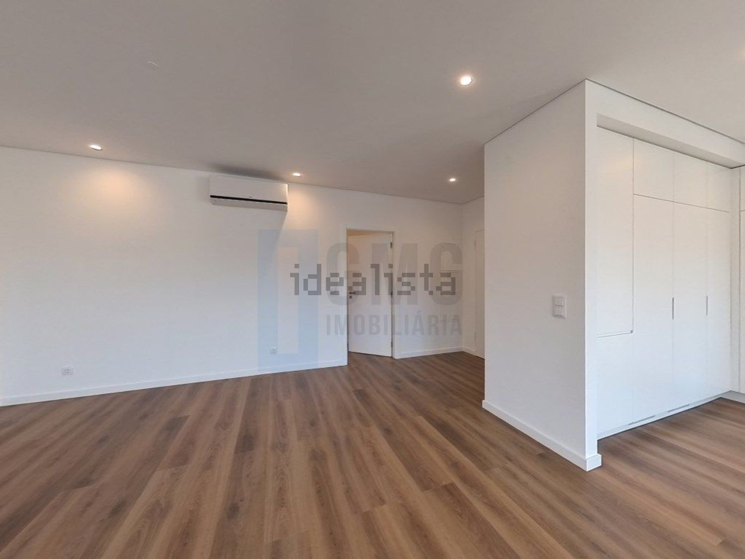 公寓 t4出售在Rua Coronel João Brás de Oliveira, 11 - 客厅