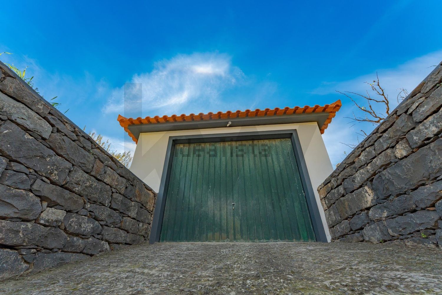 小楼房或独栋别墅出售在Estrada das Lages Fazenda s/n - 外立面