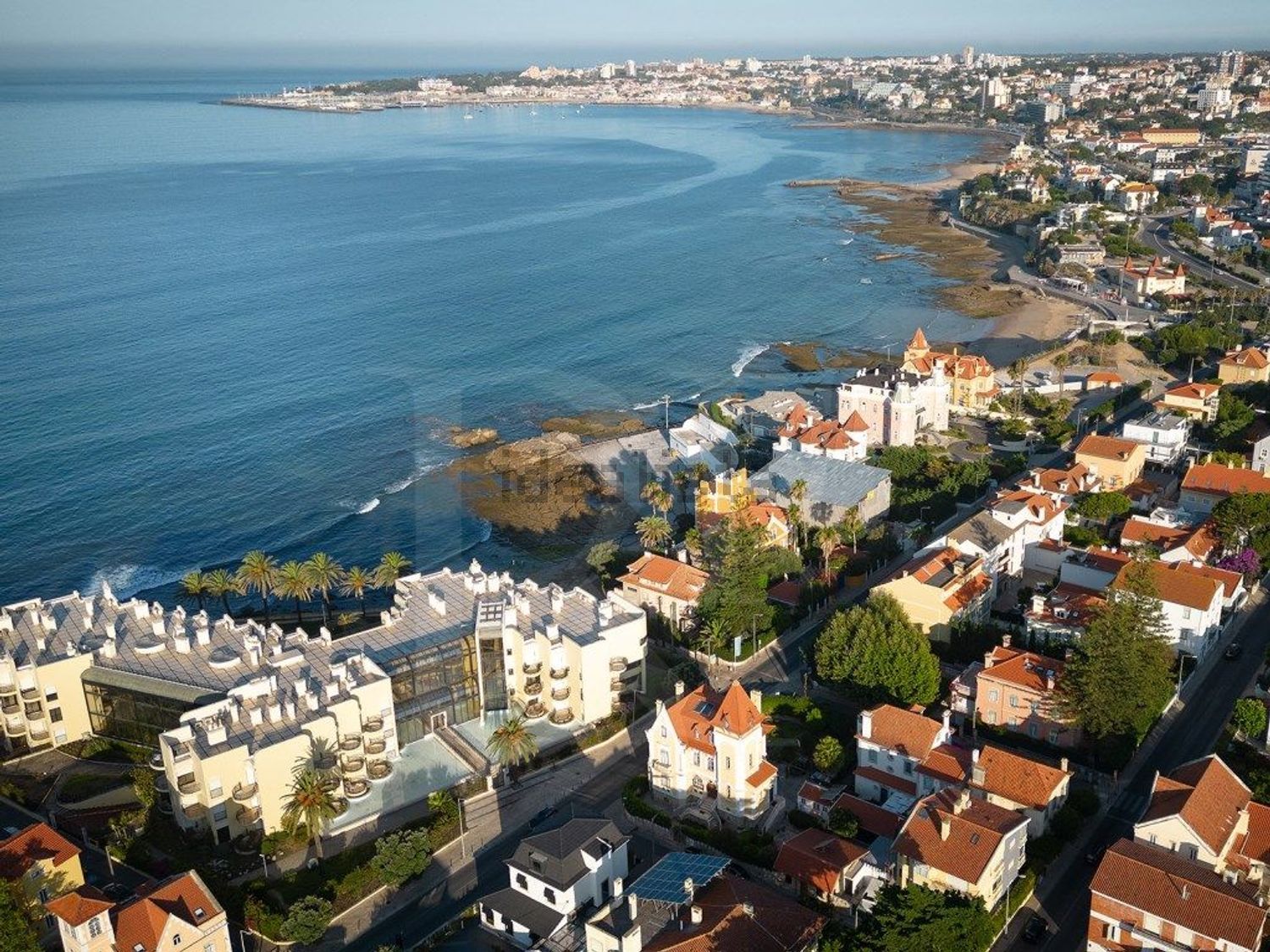 小楼房或独栋别墅出售在 São Pedro do Estoril - 视线