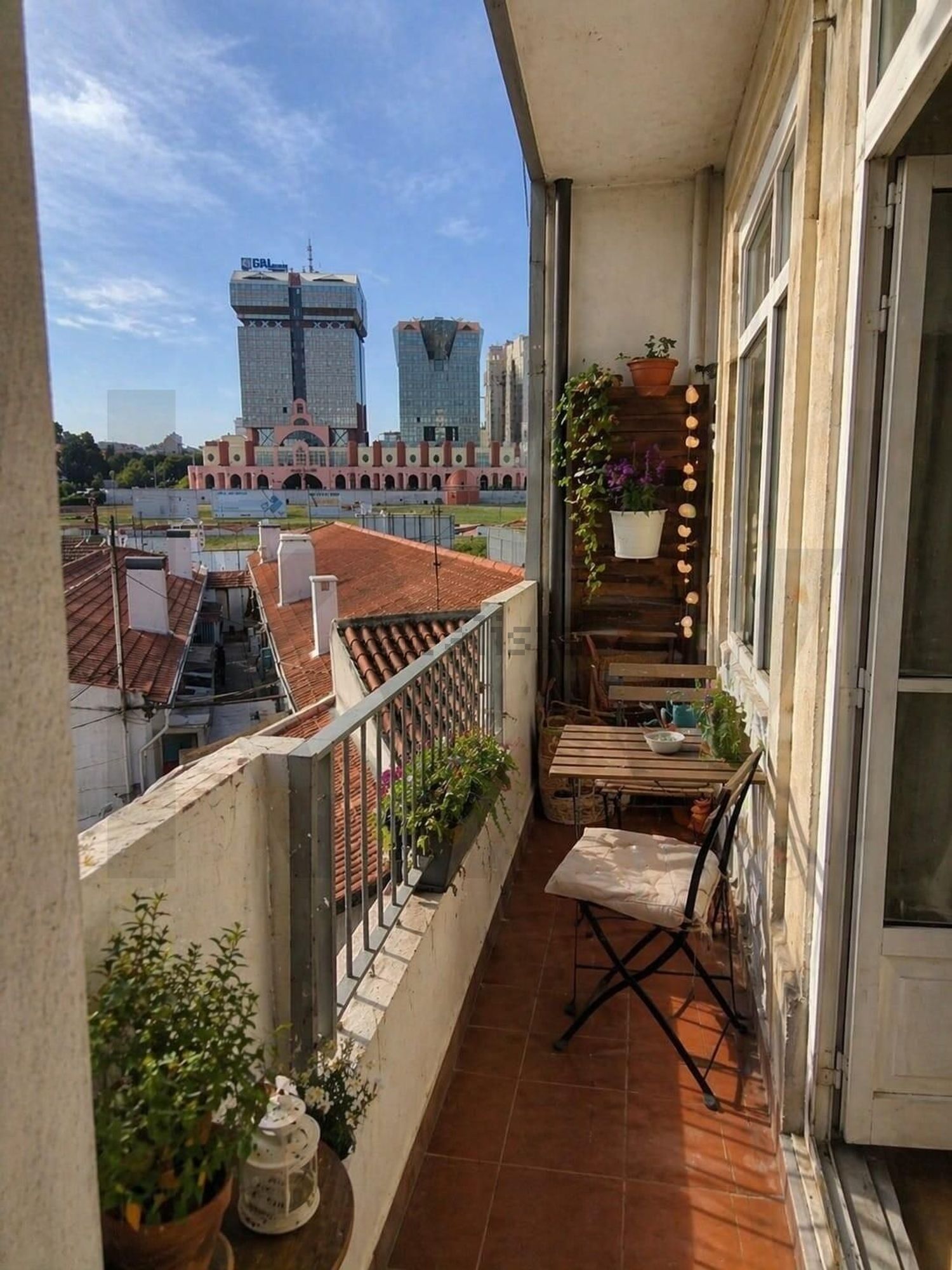 公寓 t1出售在Travessa de Campo de Ourique, 174 - 阳台
