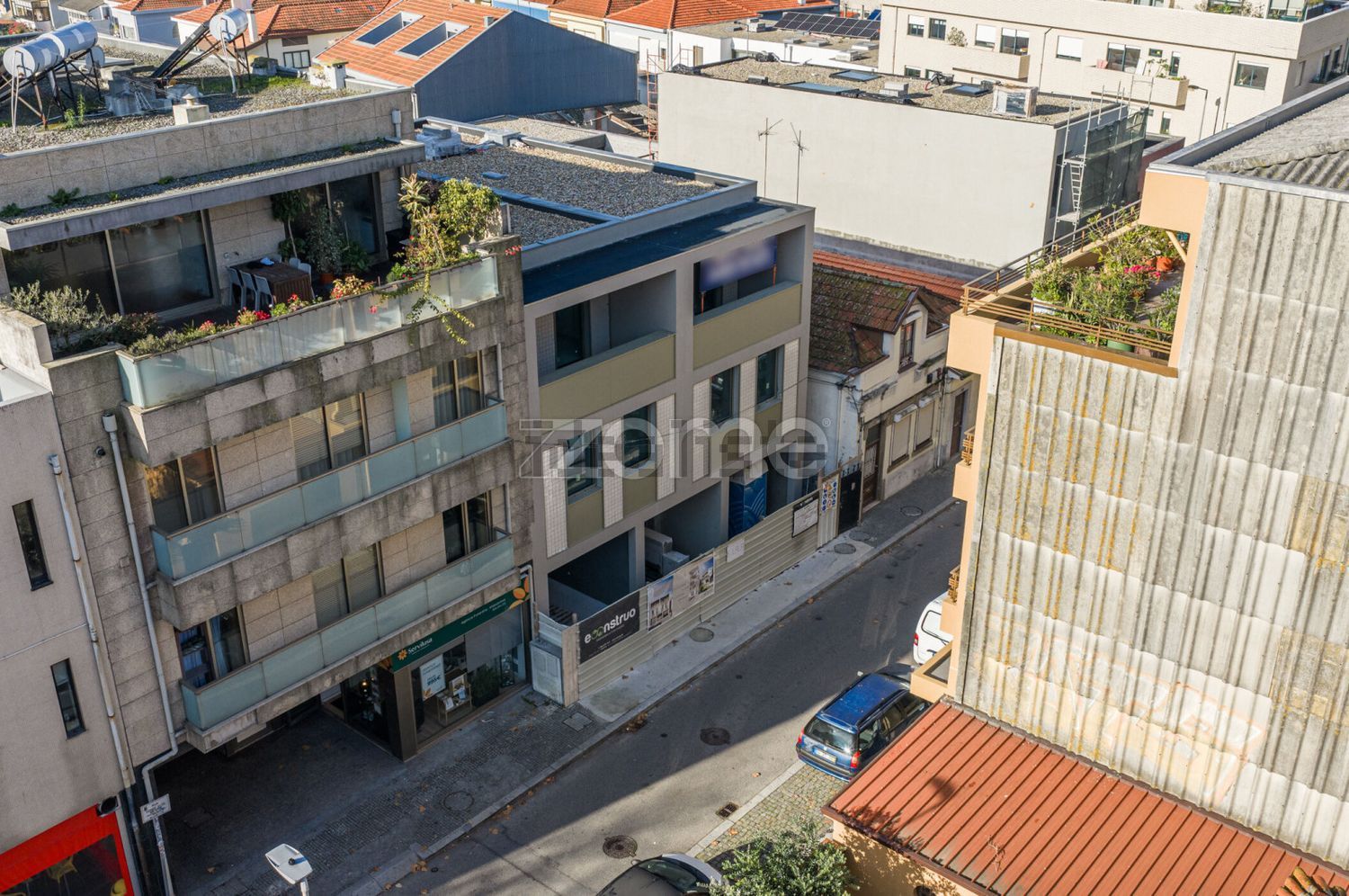 小楼房或独栋别墅出售在Rua Conde Alto Mearim, 829 - 详情