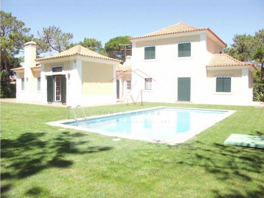 出租小楼房或独栋别墅在 Centro de Cascais