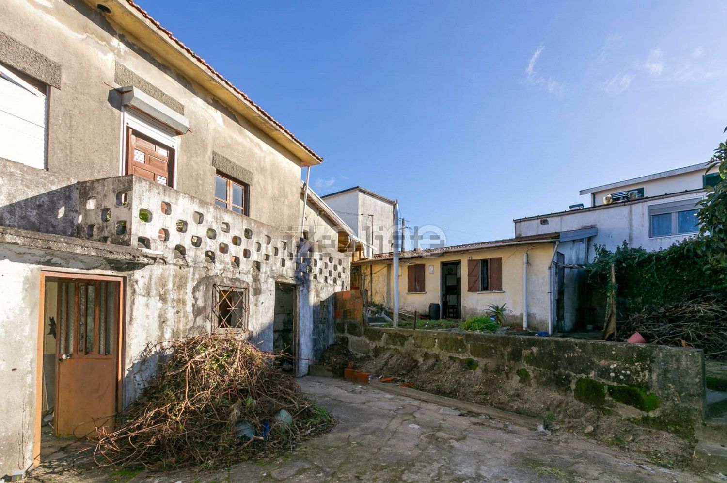 小楼房或独栋别墅出售在Beco da Regedoura, 35 - 共同区域