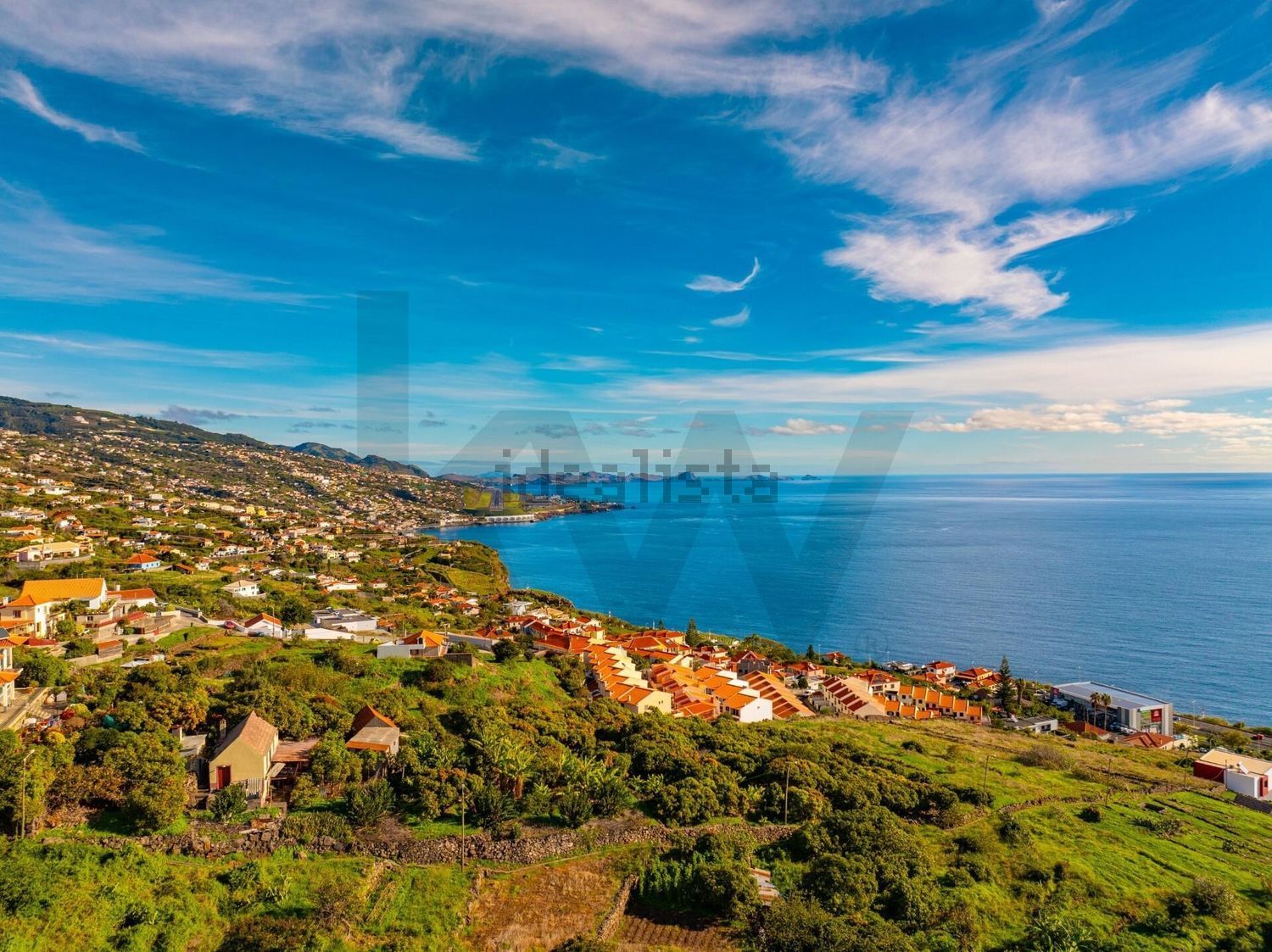 小楼房或独栋别墅出售在Estrada das Lages Fazenda s/n - 视线