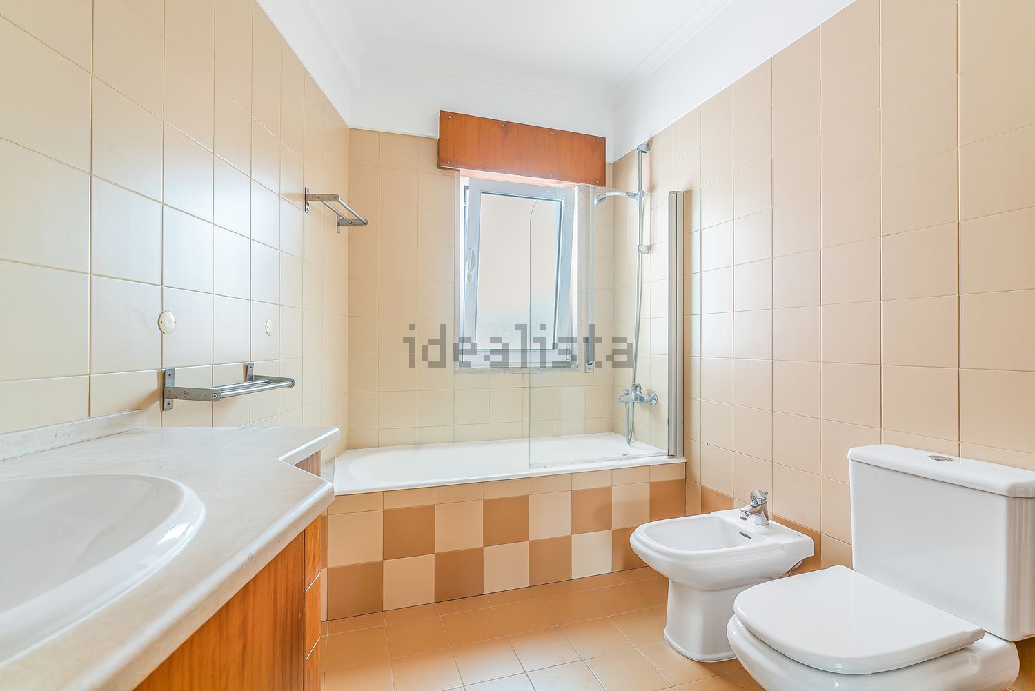 公寓 t2出售在Rua dos Balsares de Baixo - 卫生间