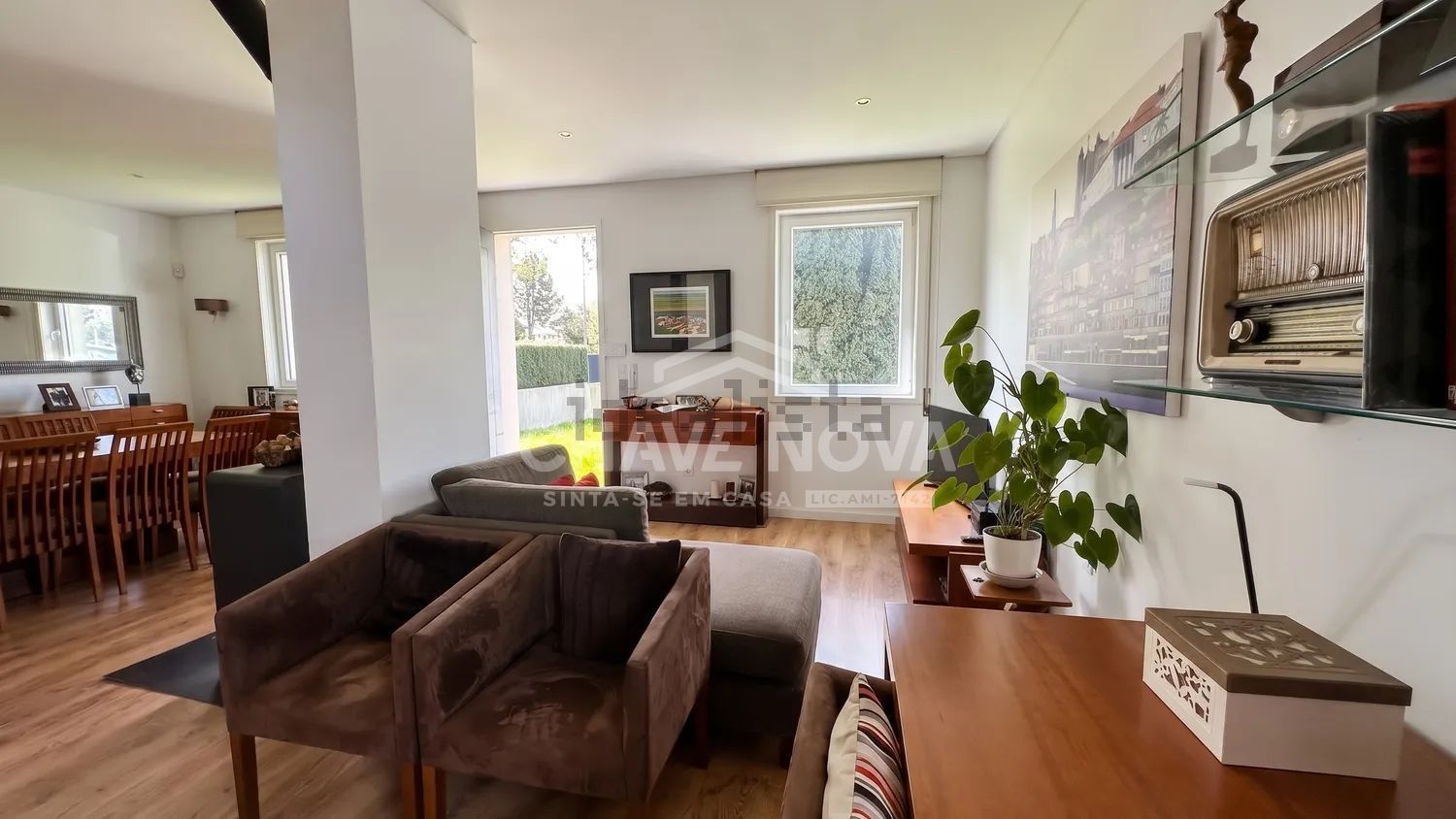 双拼别墅出售在Estrada da Circunvalação - 客厅