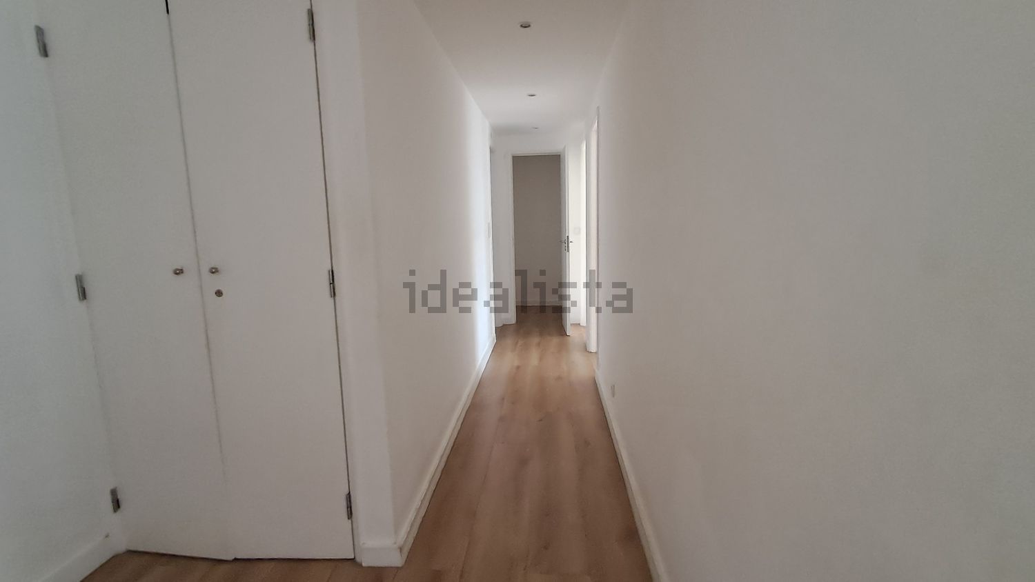 出租公寓 t2在Rua da Quinta das Palmeiras, 45 - 过道