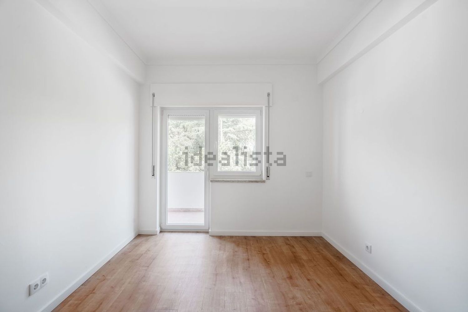 出租公寓 t3在Rua Engenheiro Paulo Barros, 16 b - 卧室