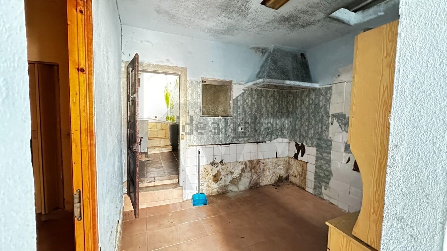 小楼房或别墅出售在 Bairro da Conceição - Bairro Santo Nicolau - 照片