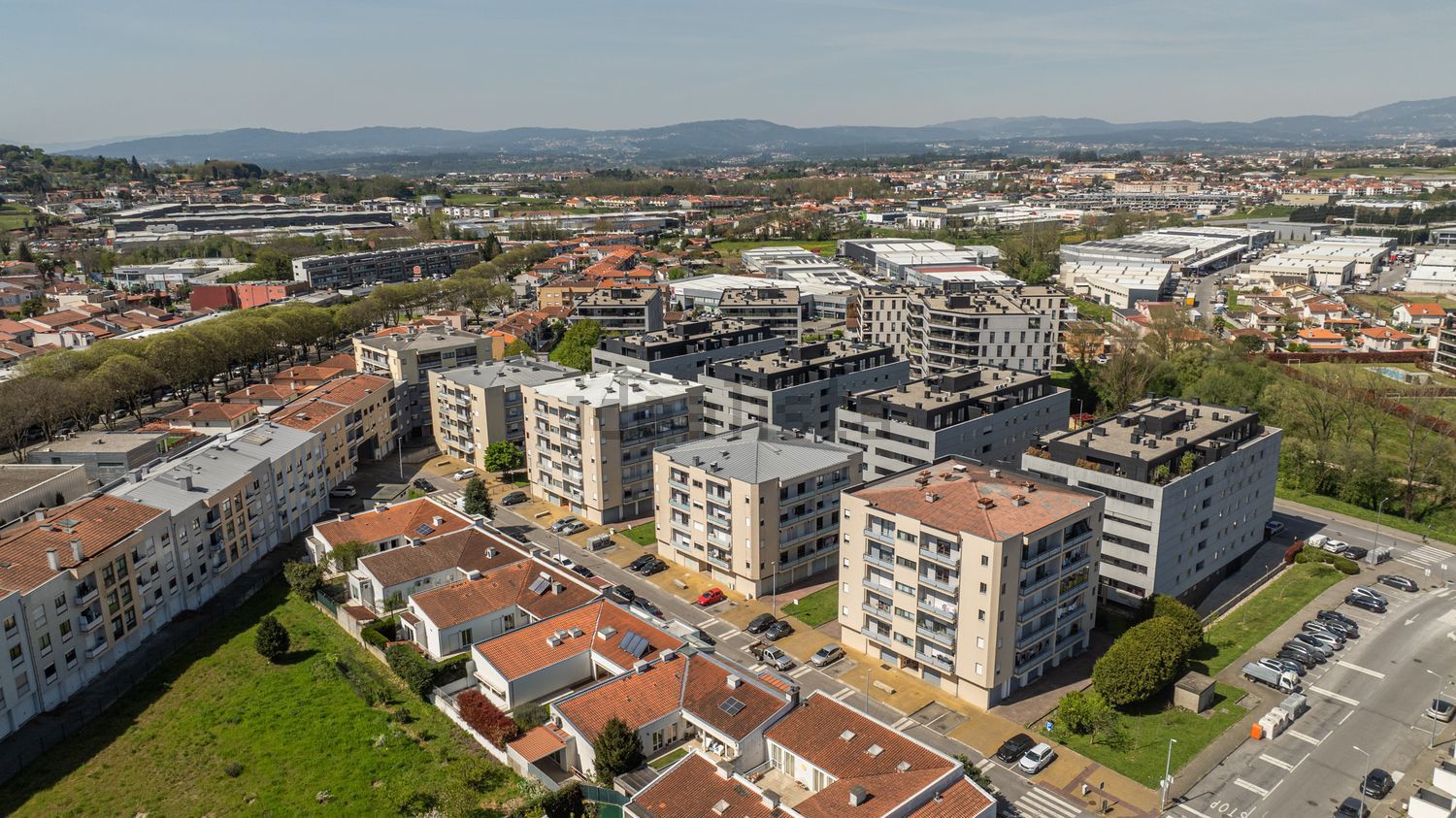 公寓 t3出售在Rua São Salvador de Montélios, 4 RuaSSalvadordeMontliosloteE - 视线