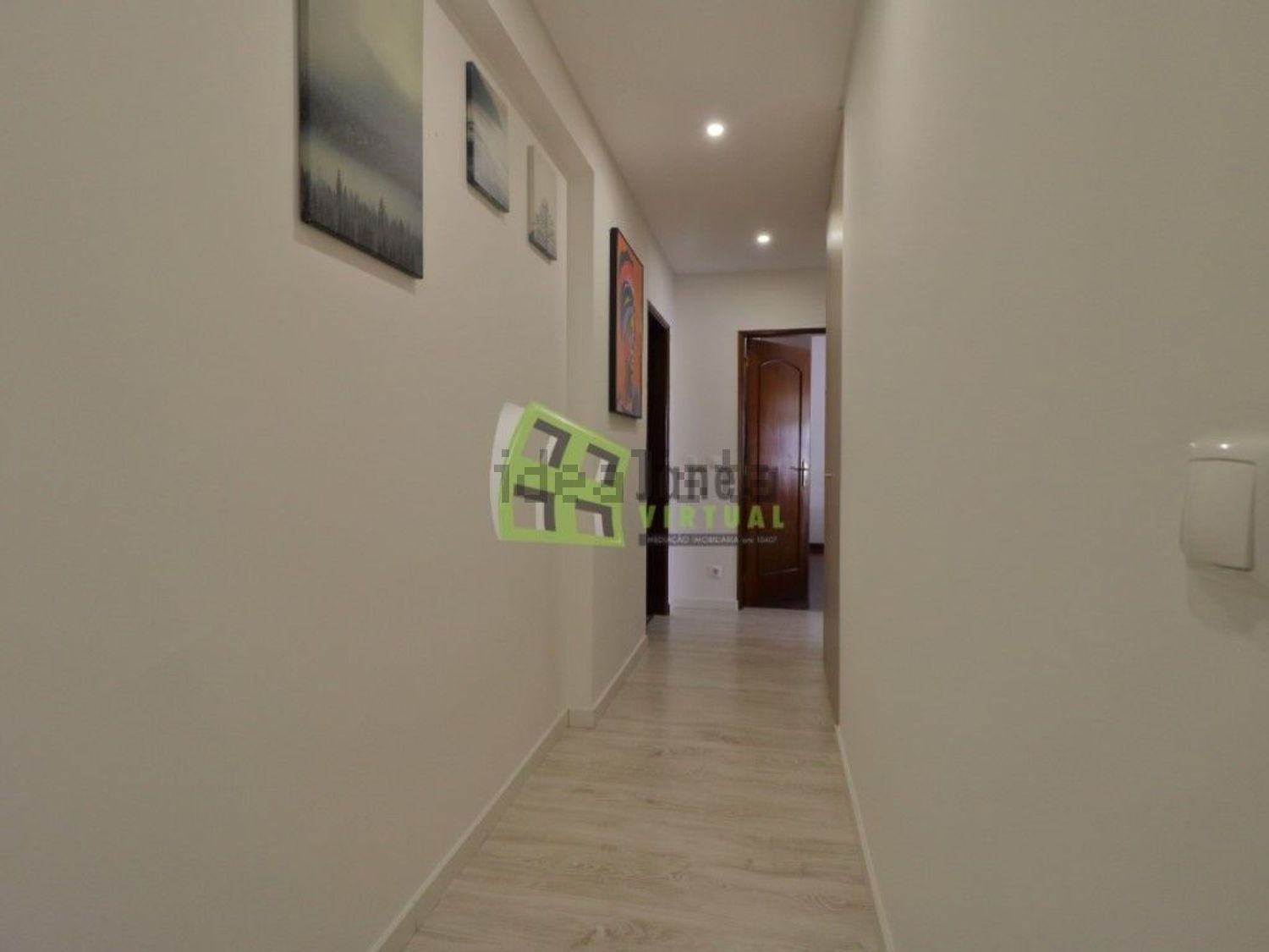 公寓 t3出售在 Centro da Quinta do Conde - 过道