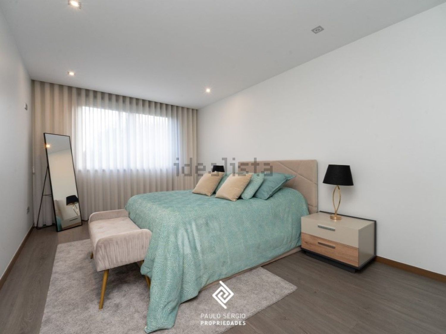 公寓 t4出售在Praceta Ramada Curto, 41 - 卧室