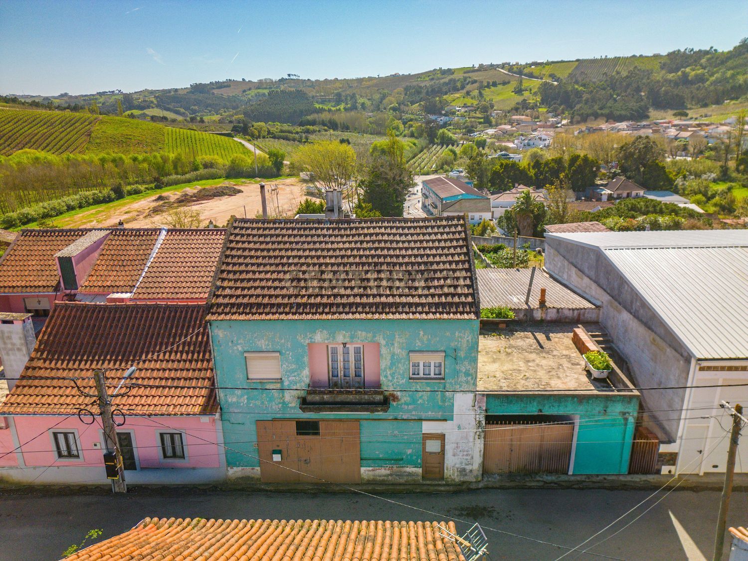 小楼房或独栋别墅出售在Rua do Arneiro, 19 - 外立面
