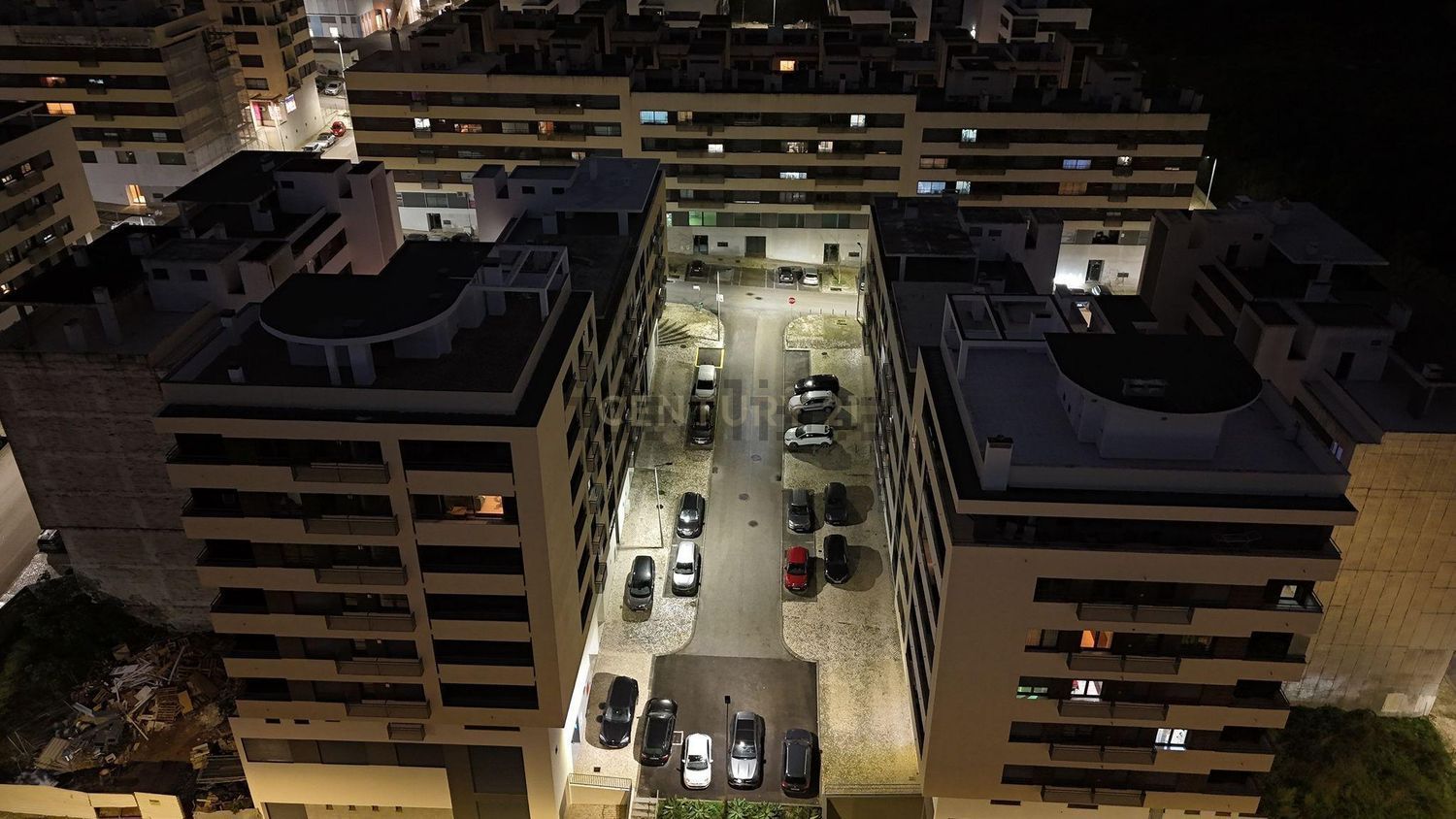 公寓 t3出售在Rua Correia da Serra, 7 - 平面图