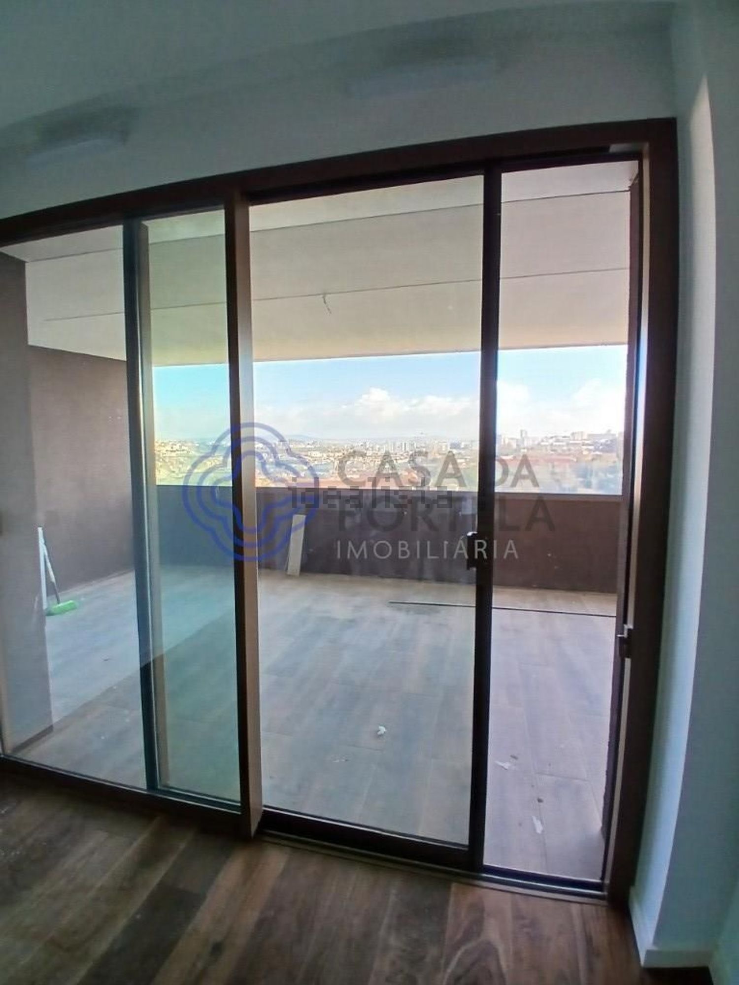 公寓 t2出售在Rua Amorim da Costa, 151 - 阳台