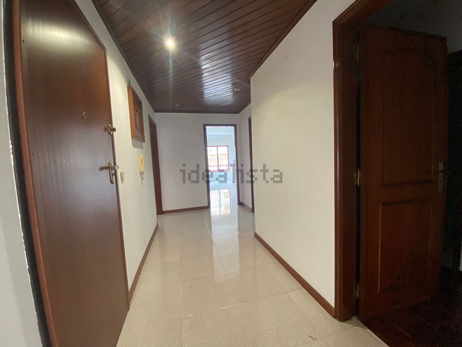 公寓 t3出售在Avenida de Fitares, 68 - 过道
