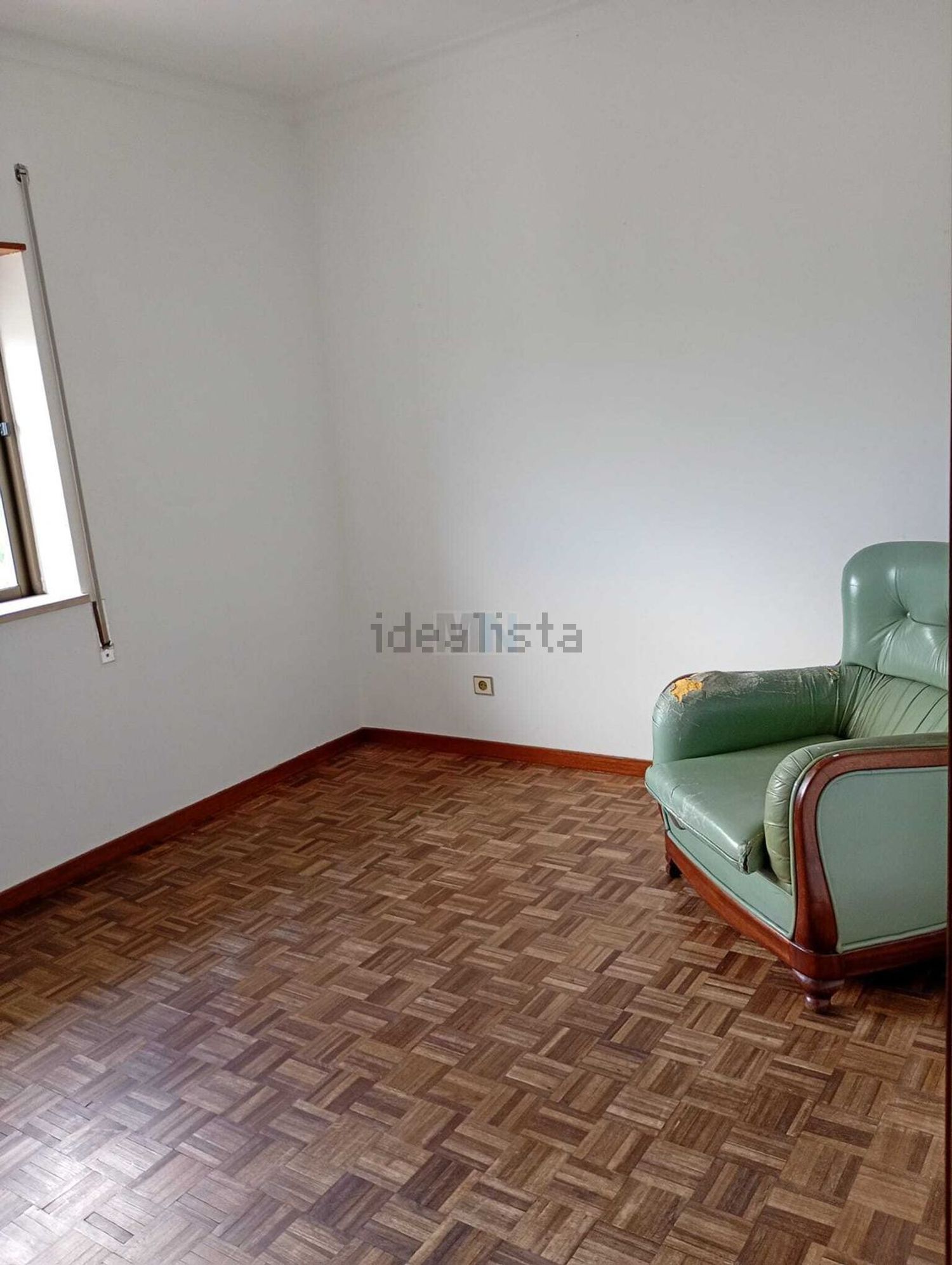 出租公寓 t3在 Oliveira do Hospital e São Paio de Gramaços - 客厅
